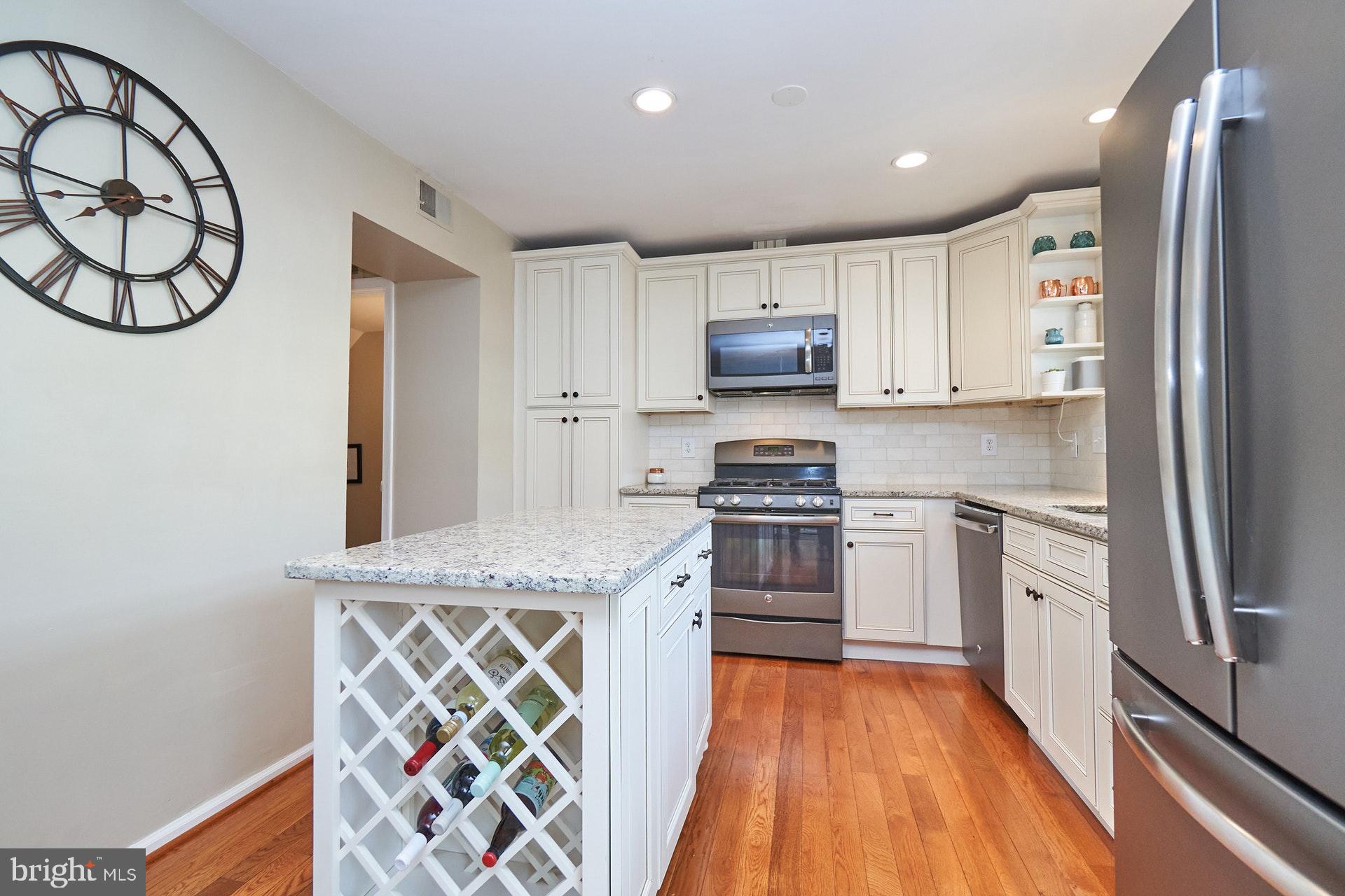 FRANKLIN FARM - Residential