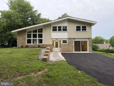 26 Camelot Drive, Plymouth Meeting, PA 19462 - MLS#: PAMC2187026