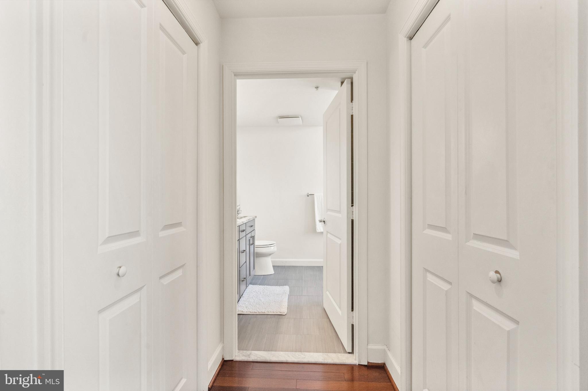 CRYSTAL CITY - Residential