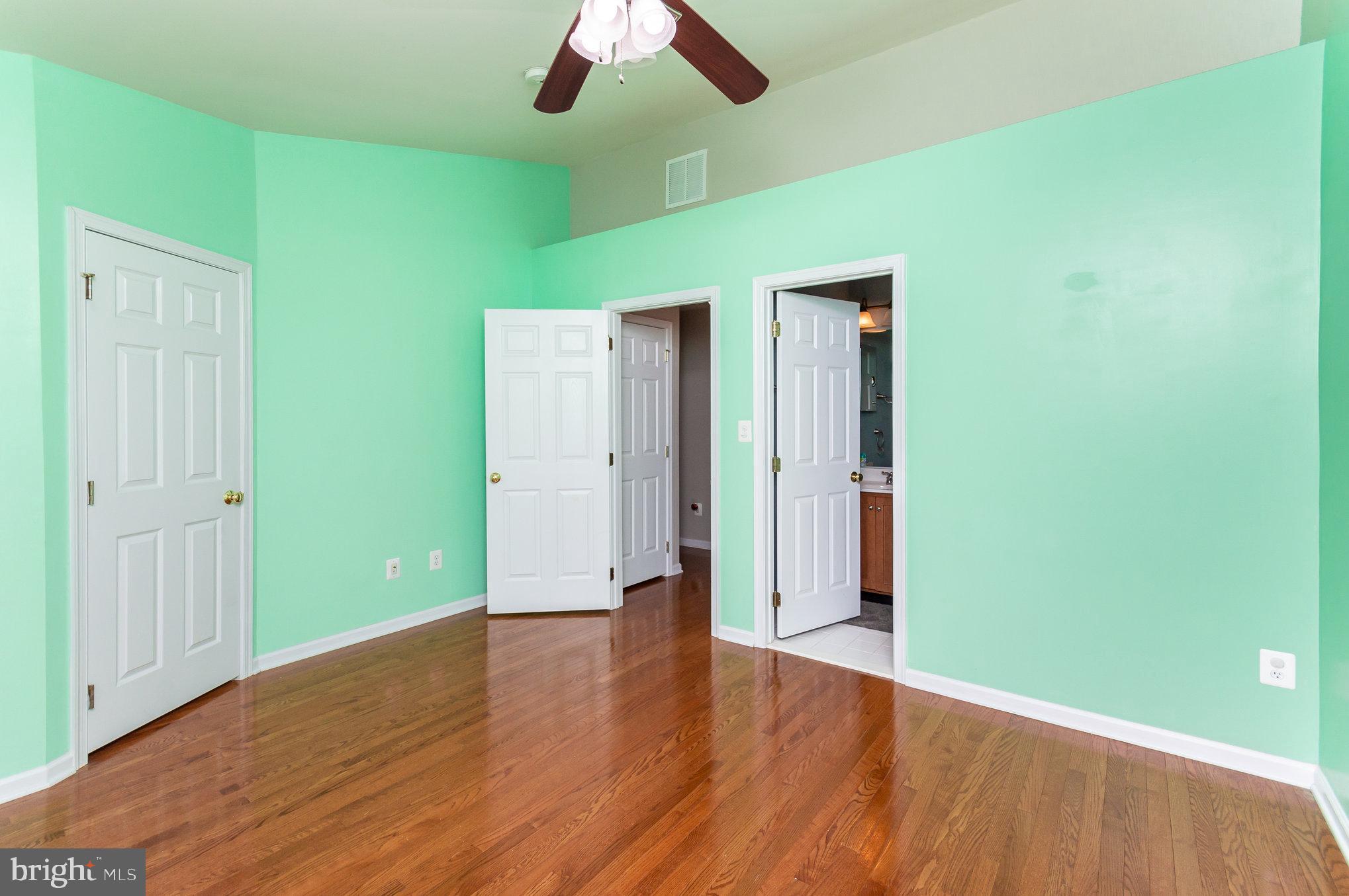 AMBERLEA AT SOUTH RIDING - Residential