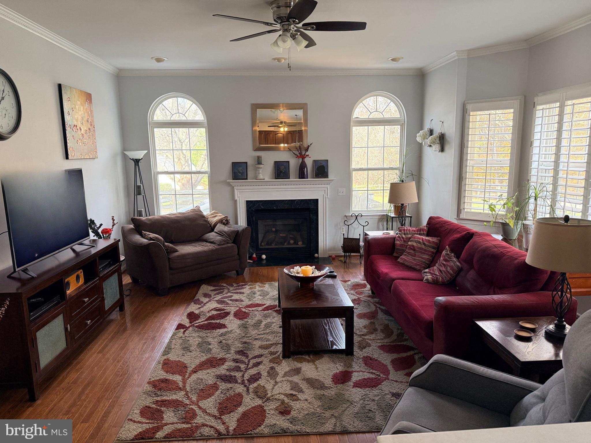 12675 PERRYWOOD LANE