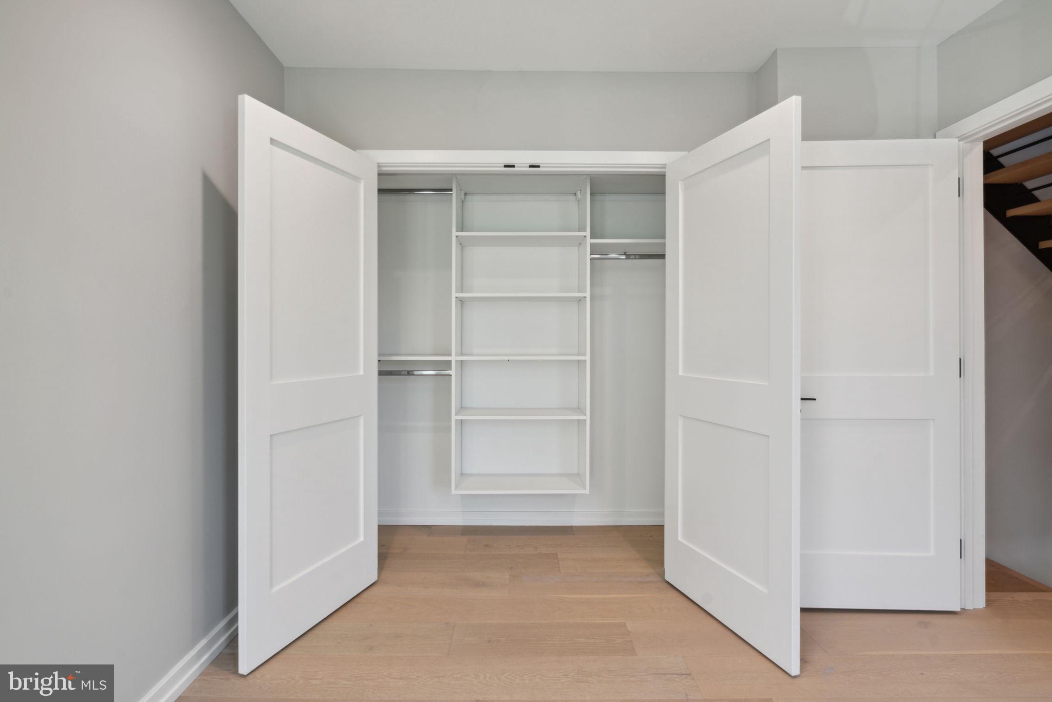 GRADUATE HOSPITAL - Residential