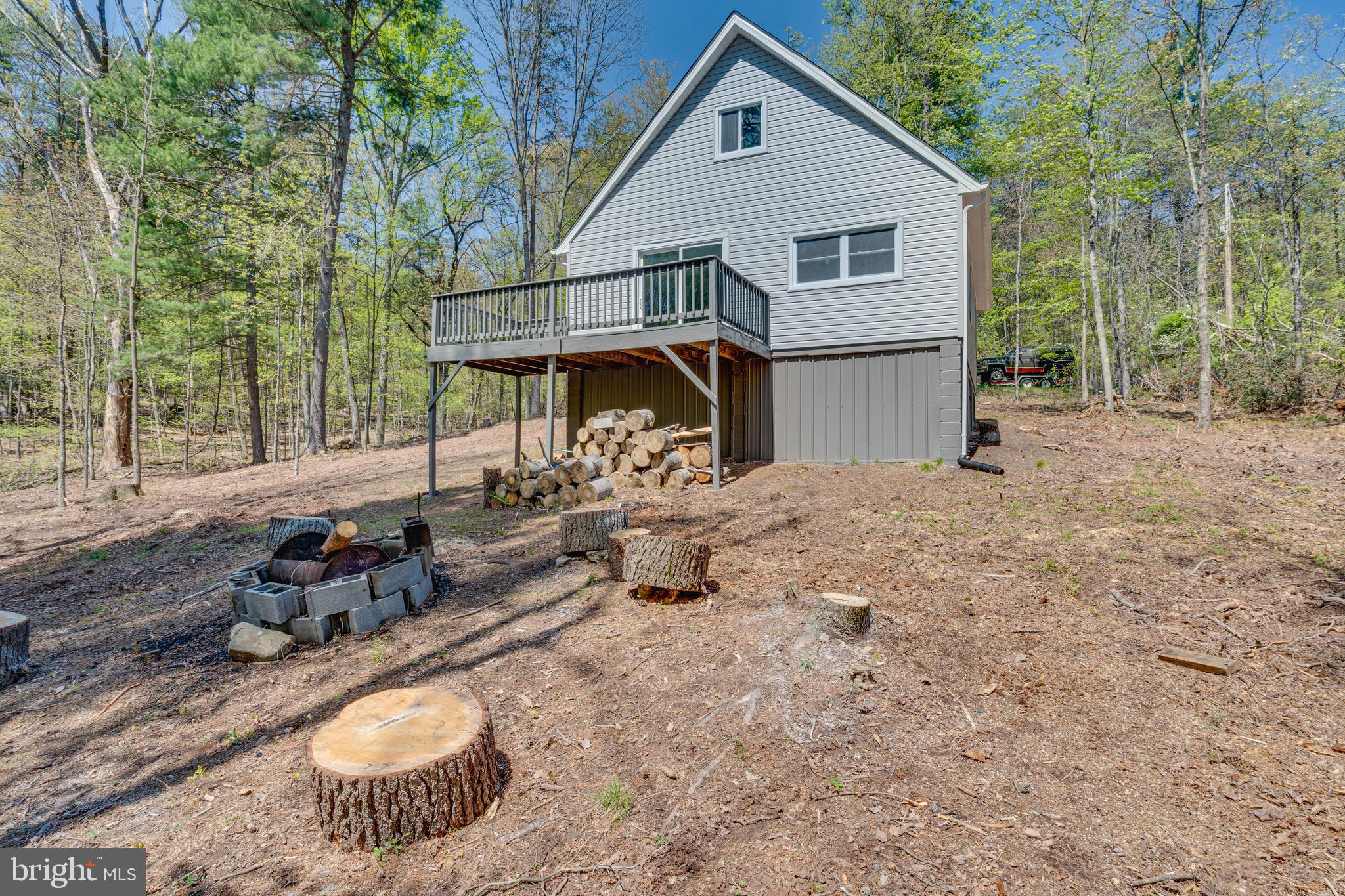 MOUNTAIN LICK RUN - Residential