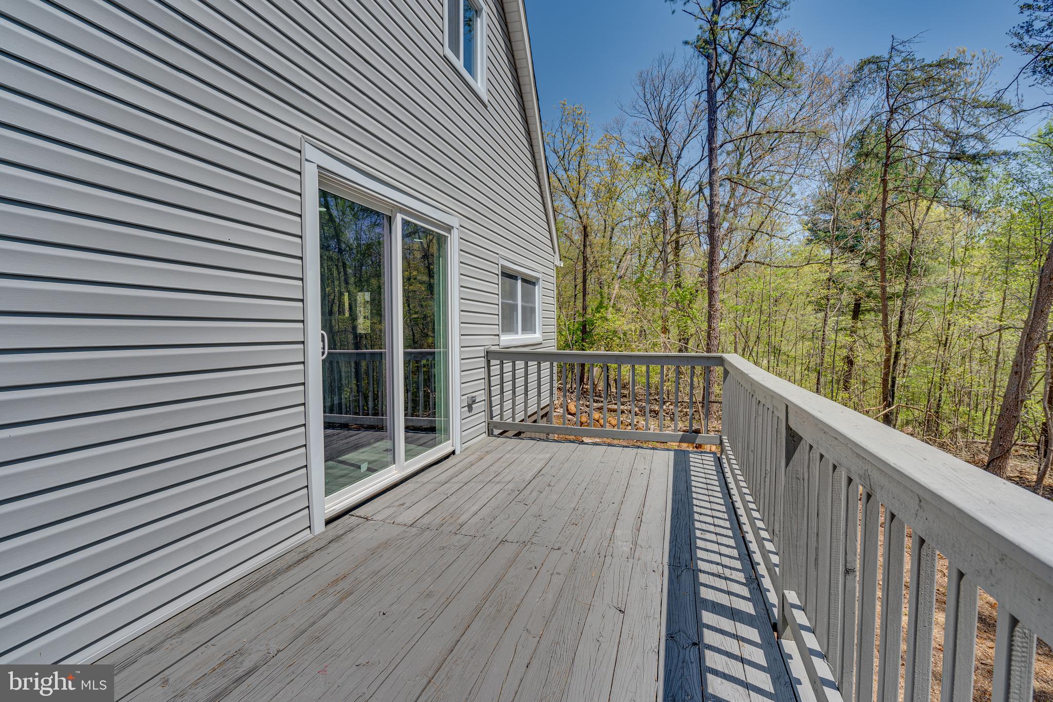 MOUNTAIN LICK RUN - Residential