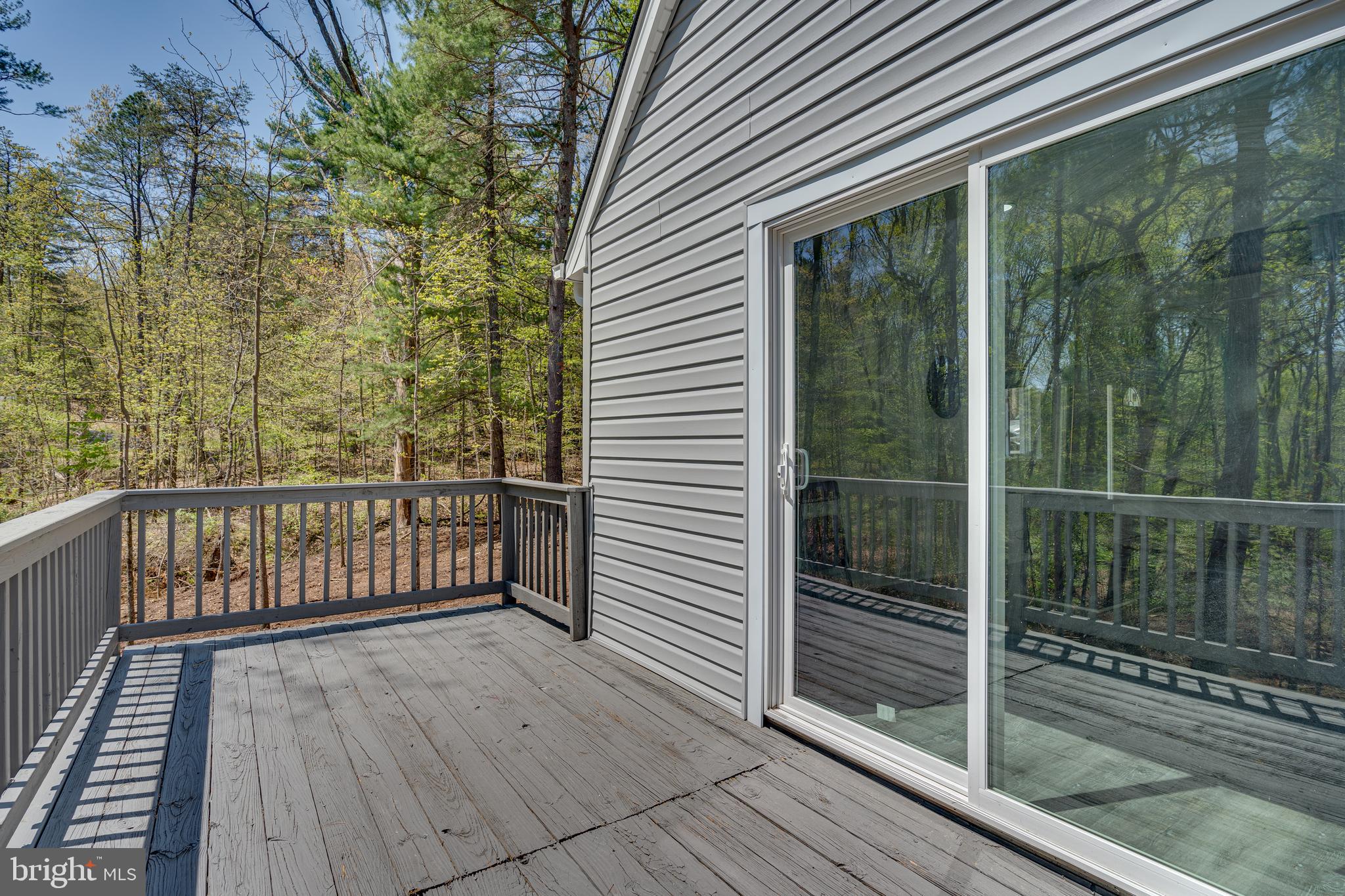 MOUNTAIN LICK RUN - Residential