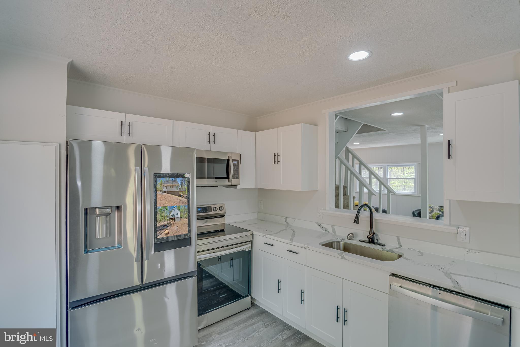 MOUNTAIN LICK RUN - Residential