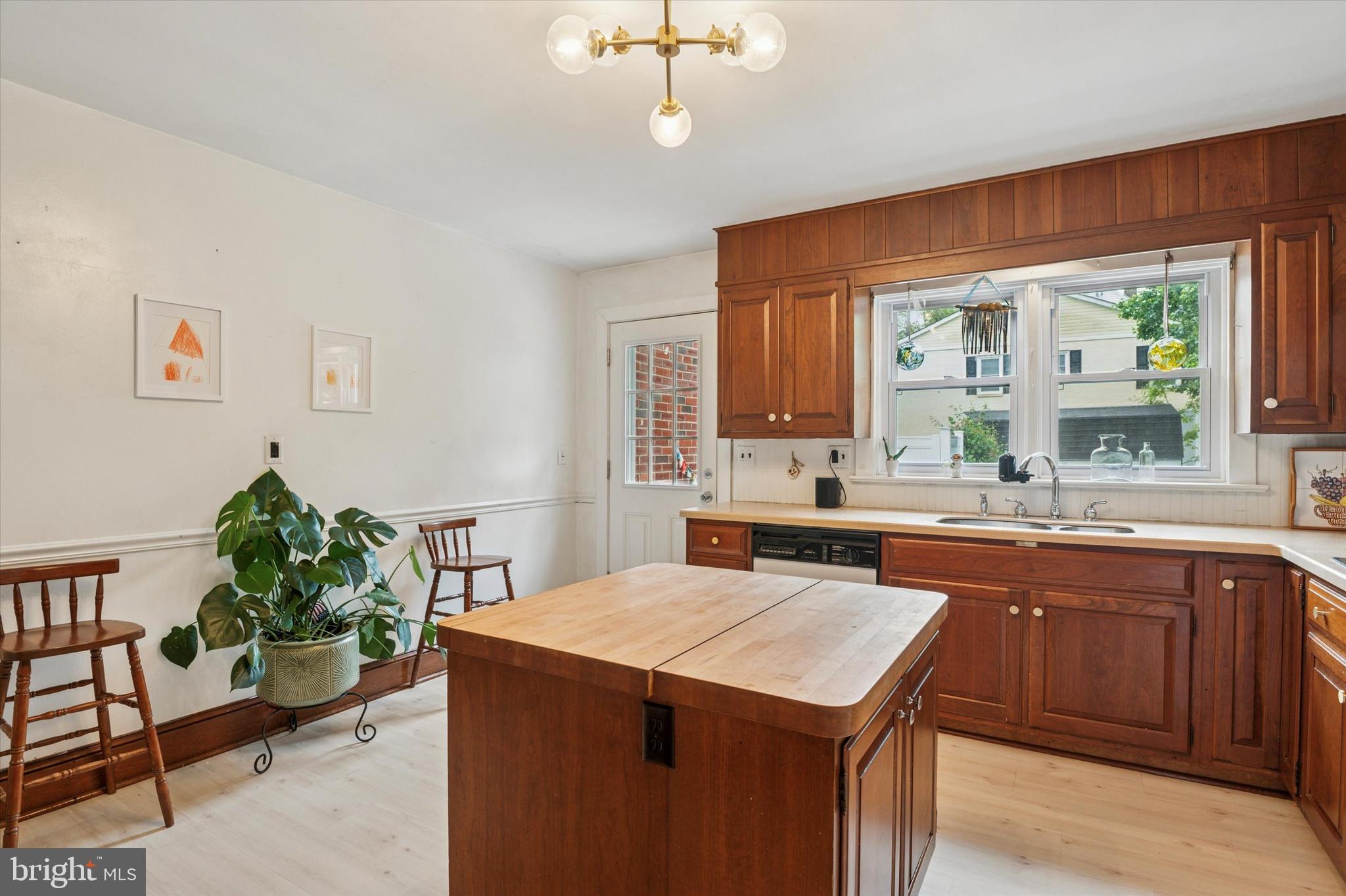 KENNETT SQ BORO - Residential