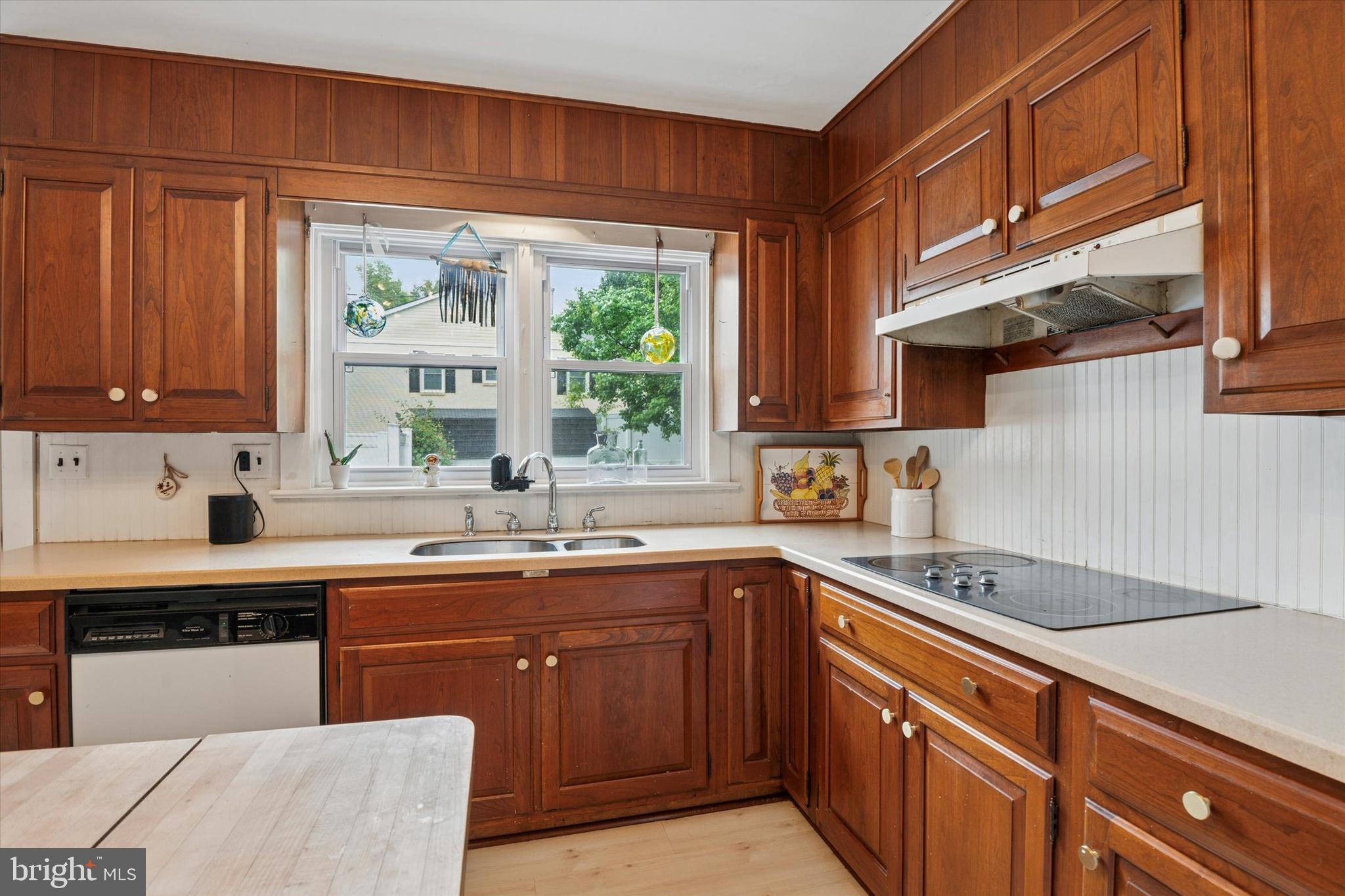 KENNETT SQ BORO - Residential