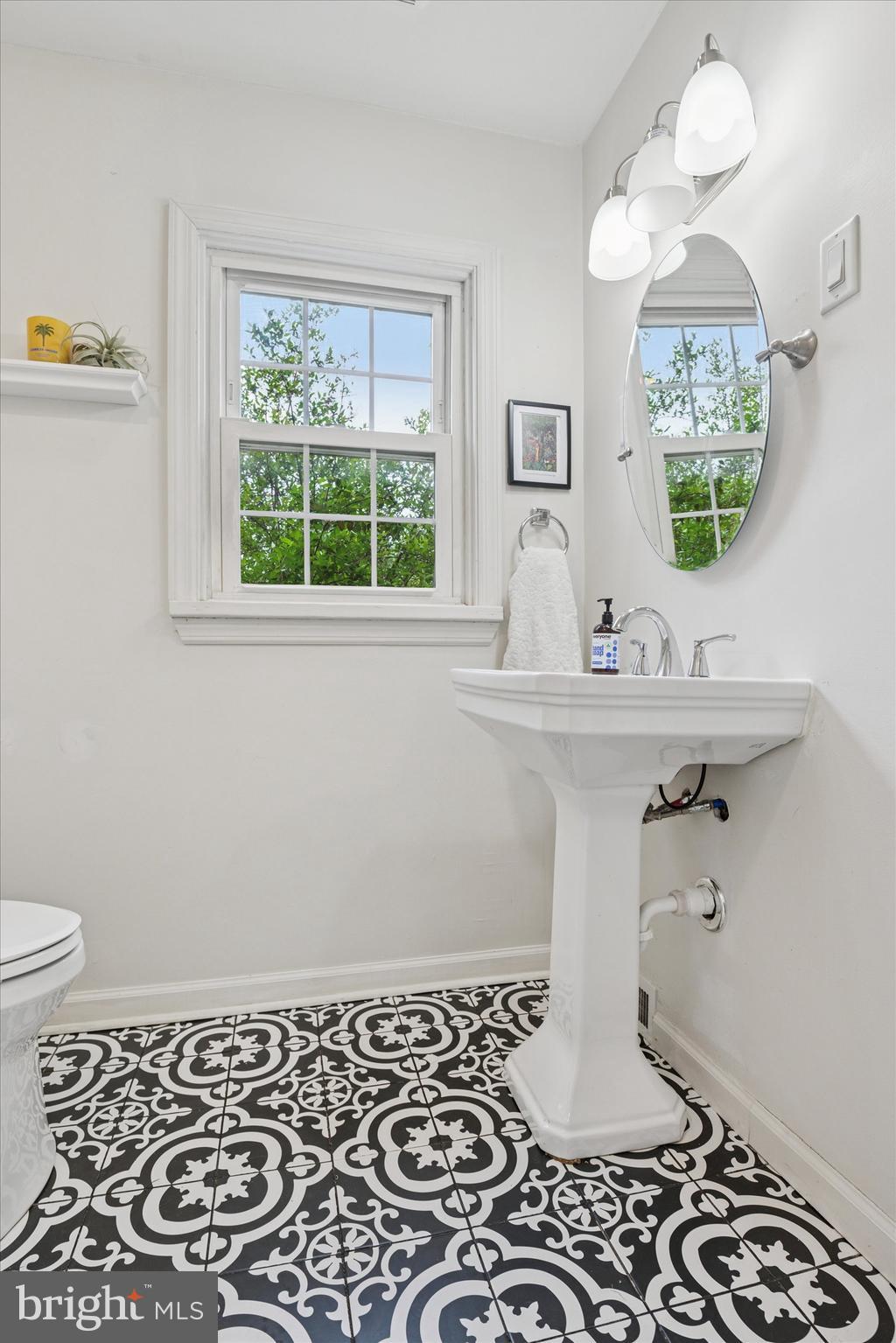 KENNETT SQ BORO - Residential