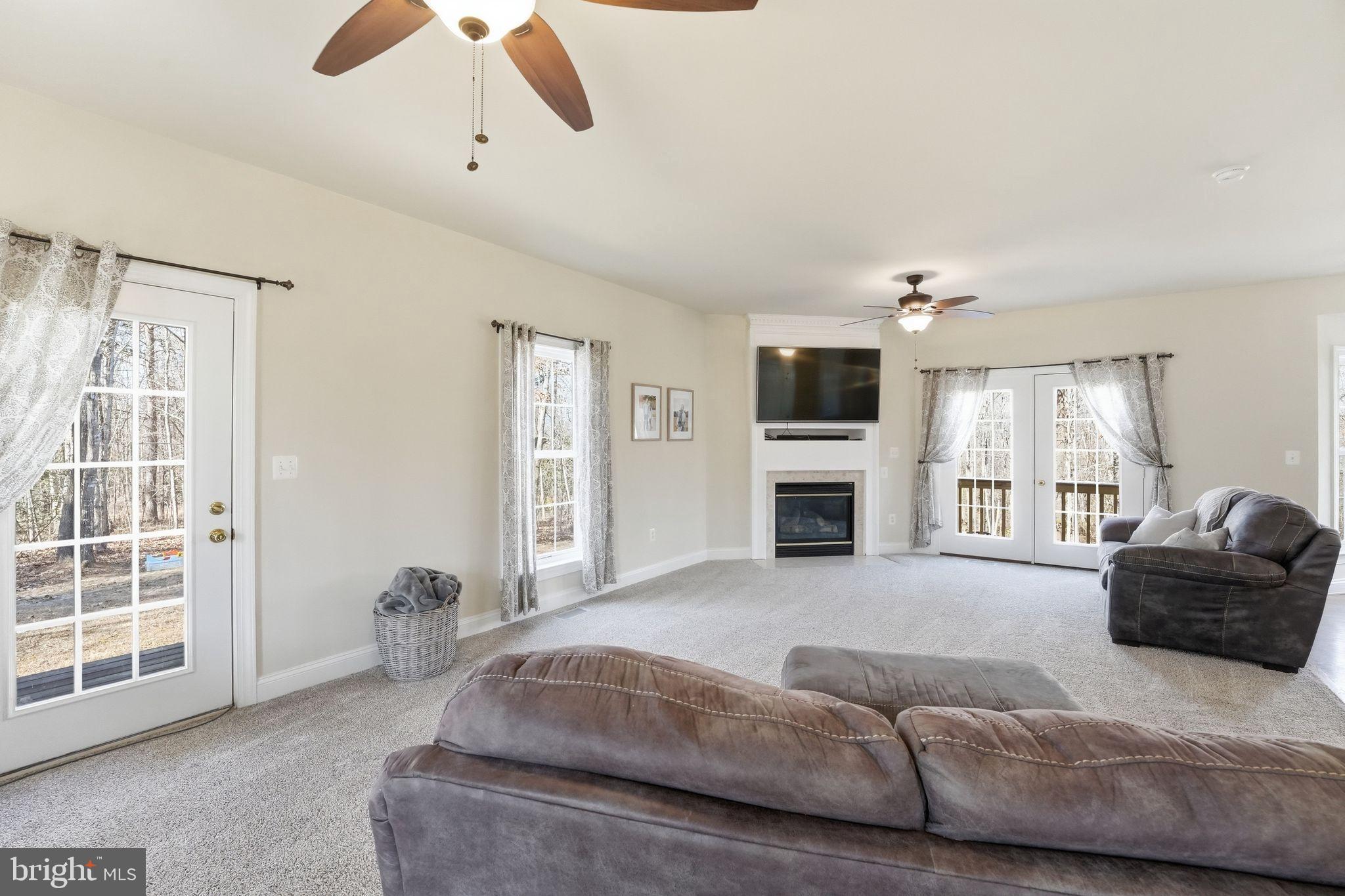 TOWLES - Residential