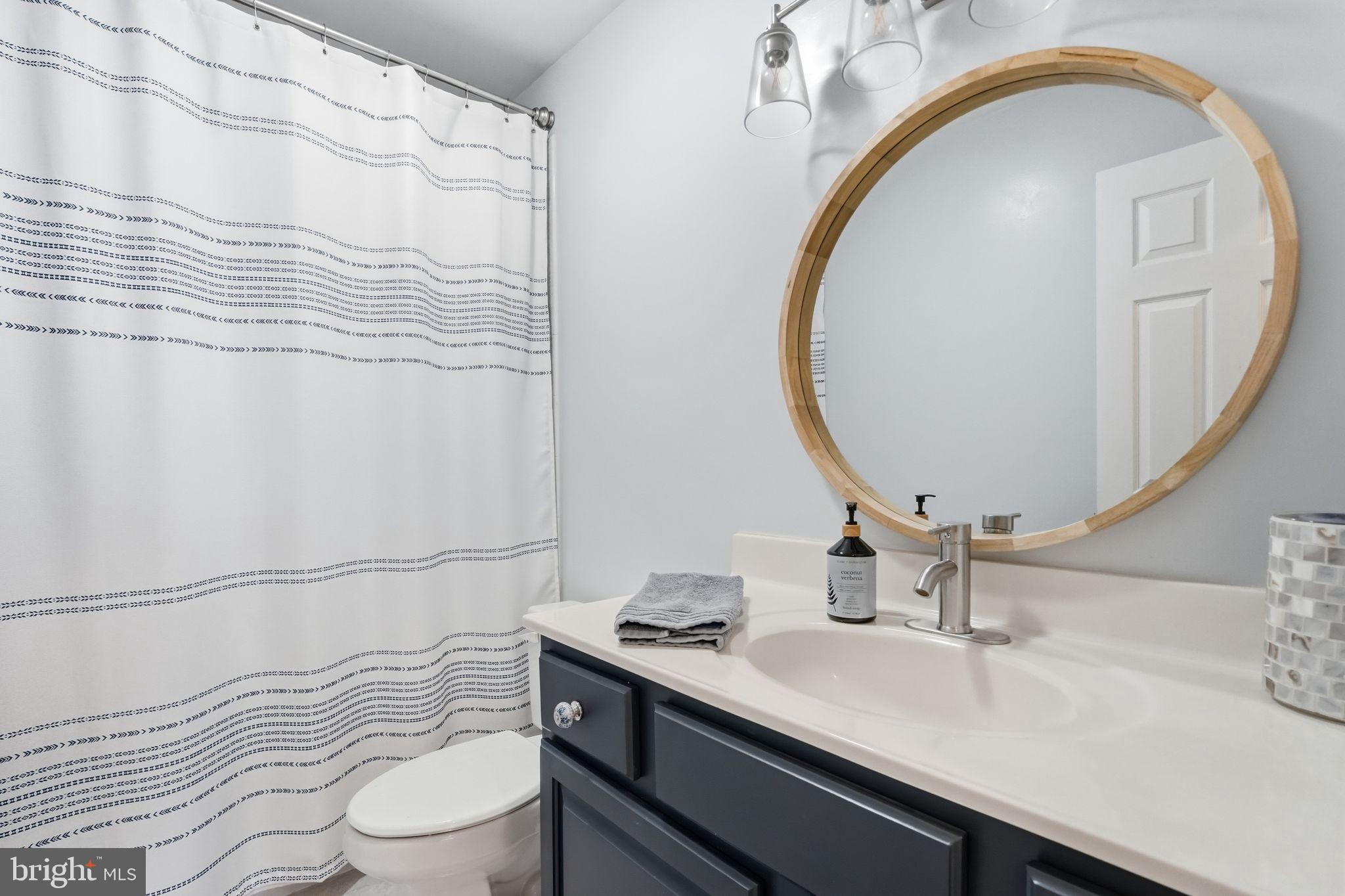 TOWLES - Residential