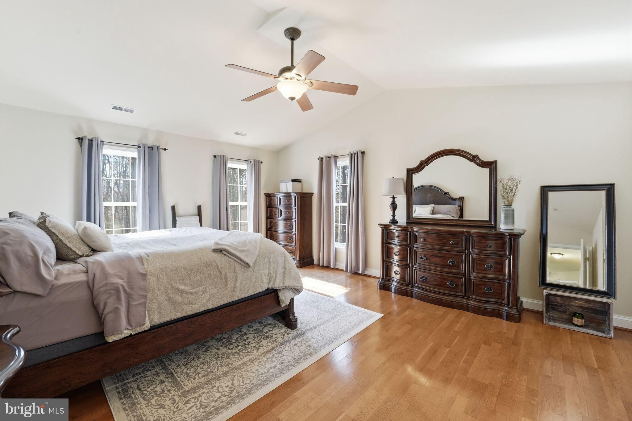 TOWLES - Residential