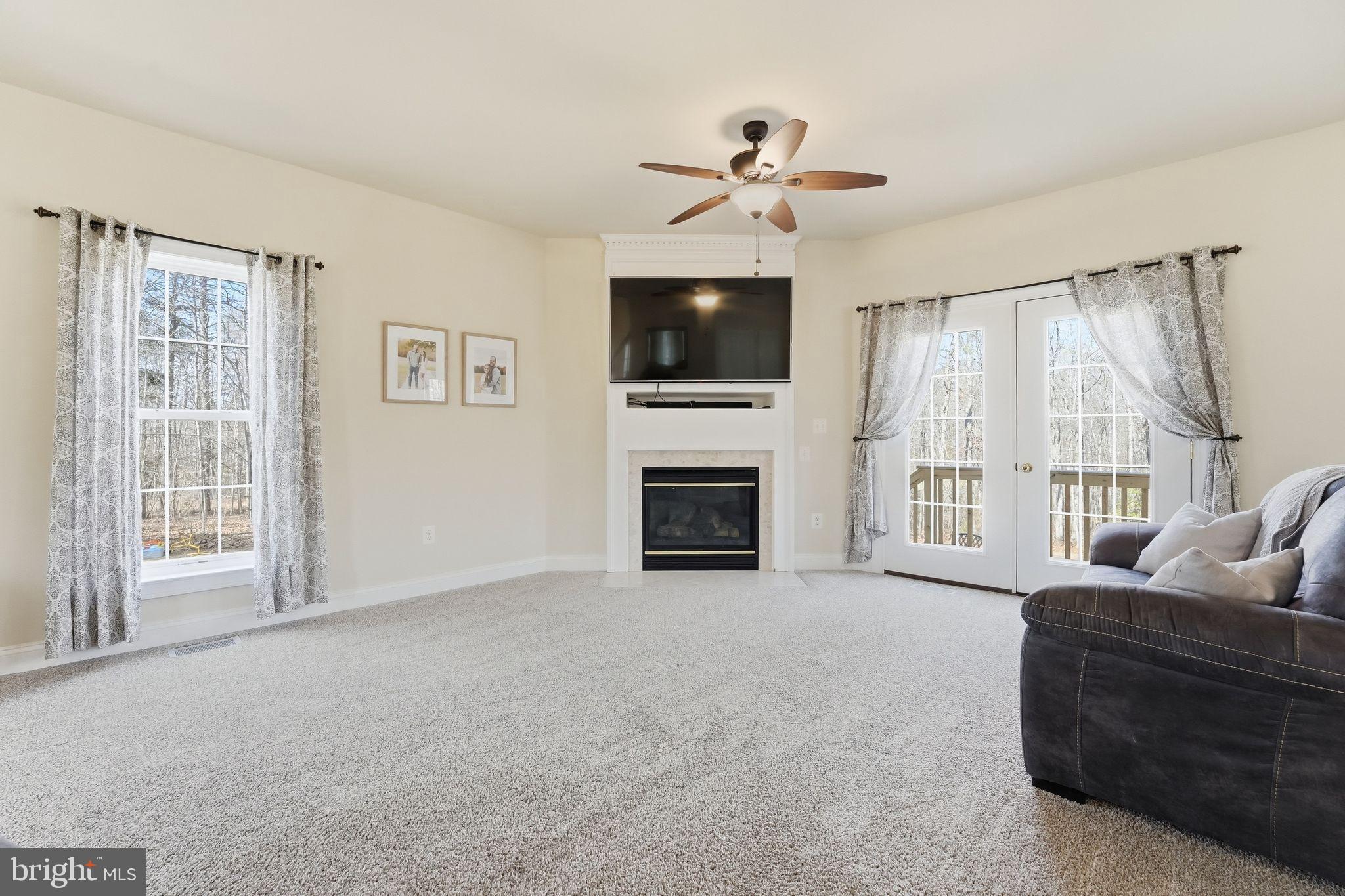 TOWLES - Residential