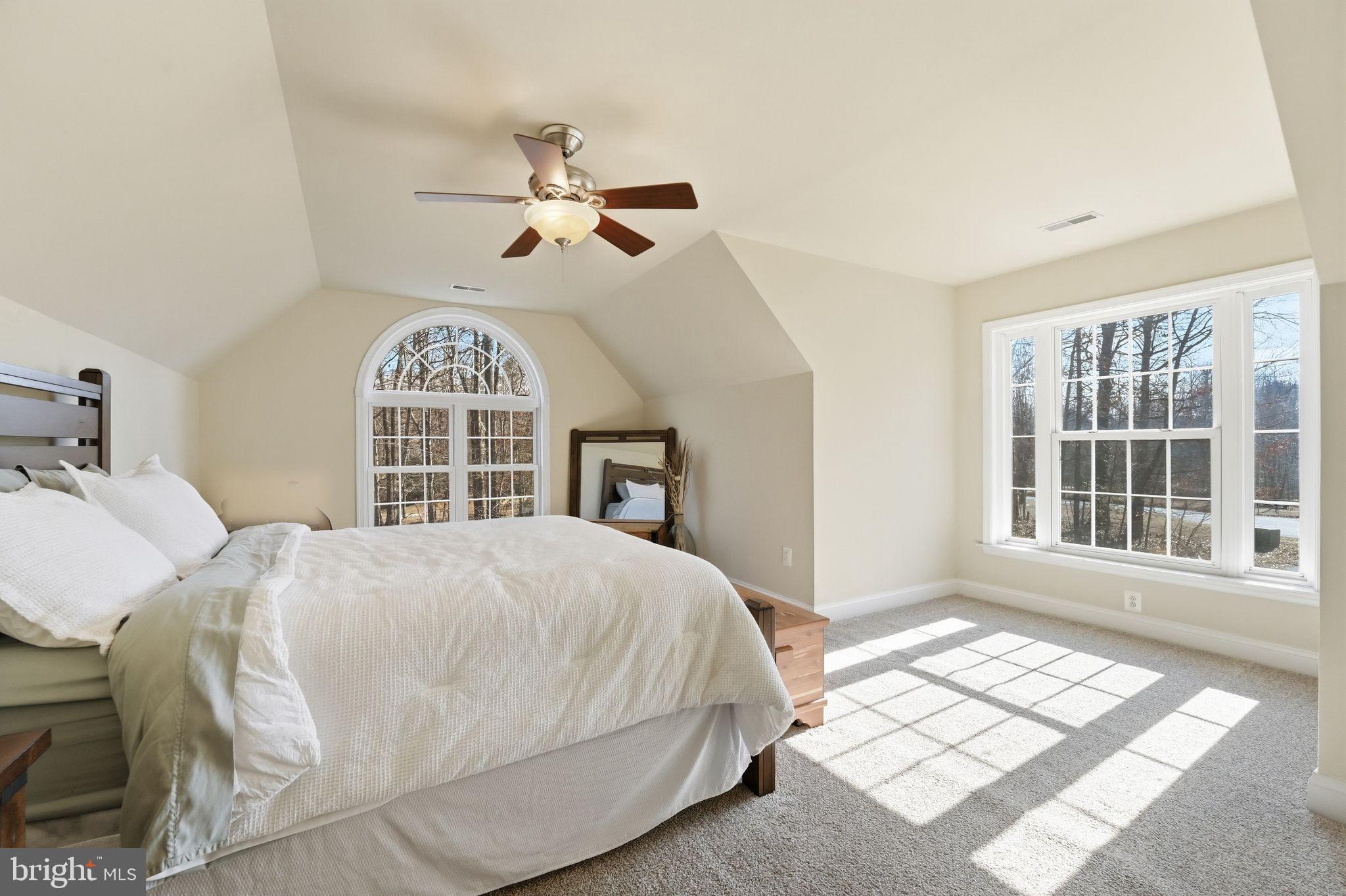 TOWLES - Residential