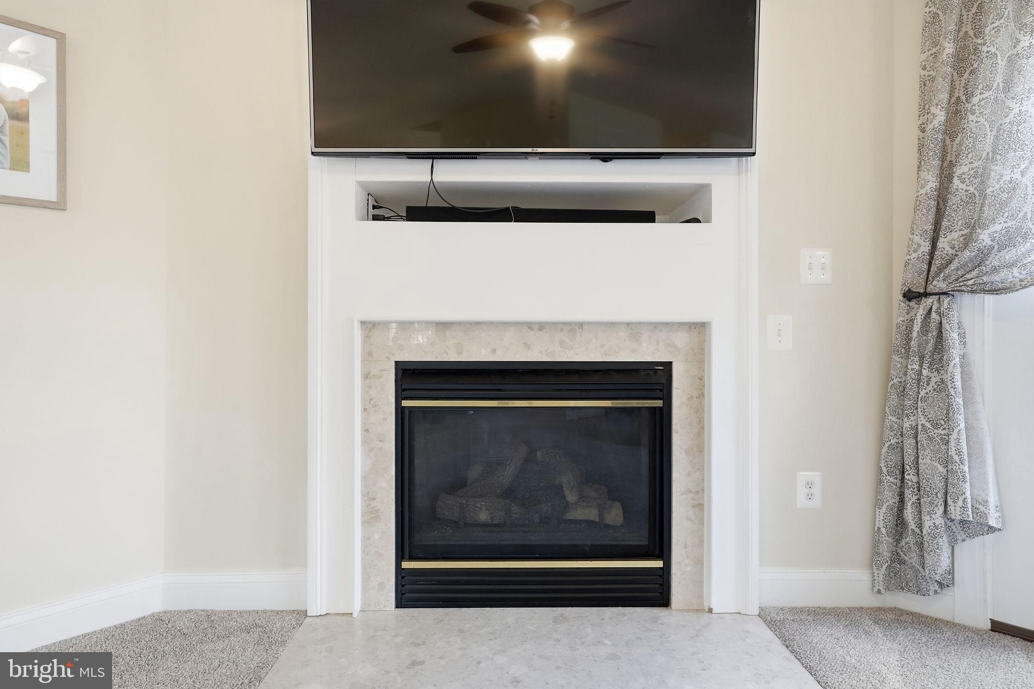 TOWLES - Residential