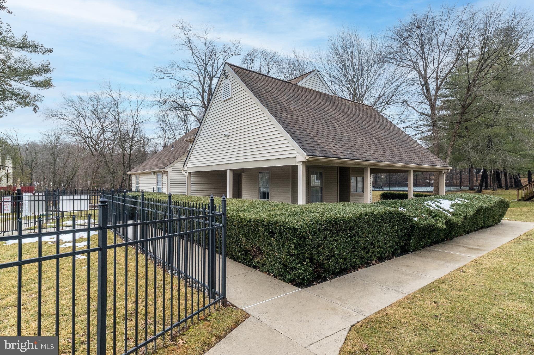 HUNTINGDON BROOK - Residential