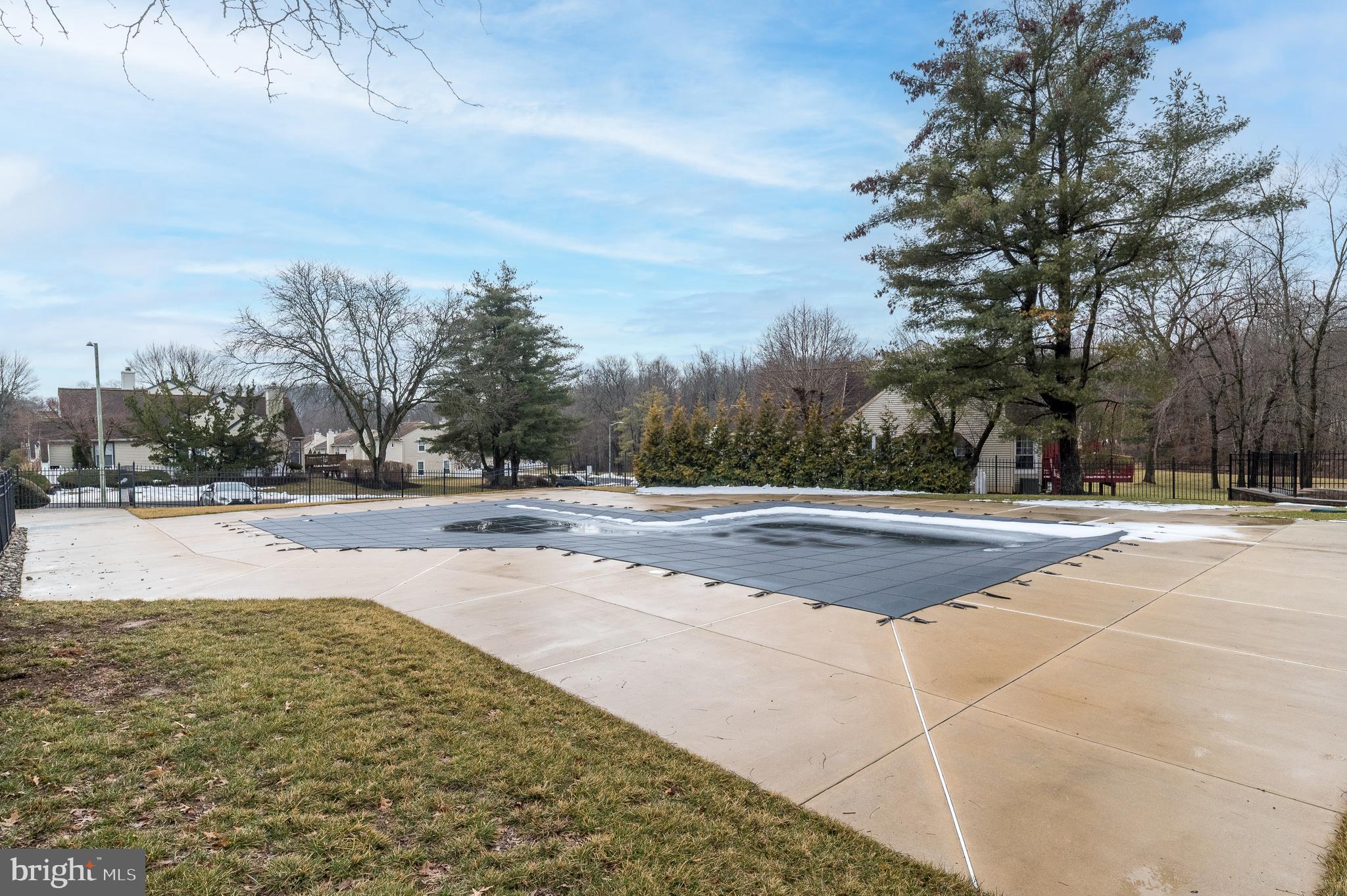 HUNTINGDON BROOK - Residential