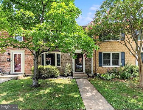 279 GUNDRY DRIVE FALLS CHURCH VA 22046