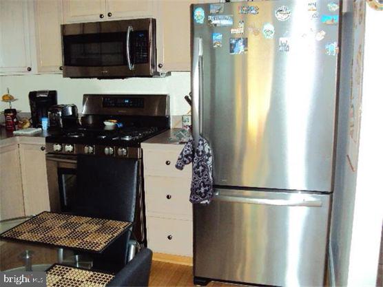 WILLOWBROOK - Residential Lease