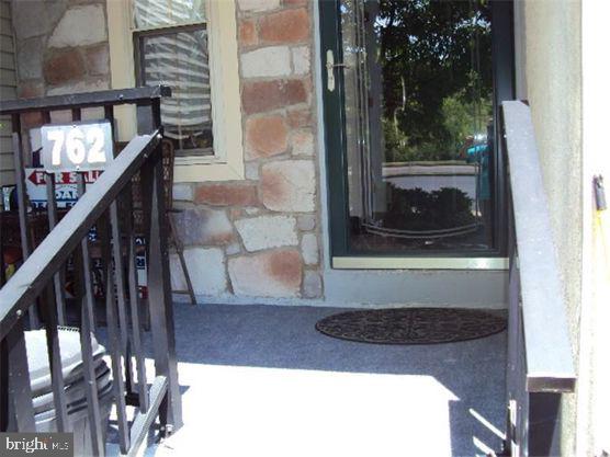 WILLOWBROOK - Residential Lease