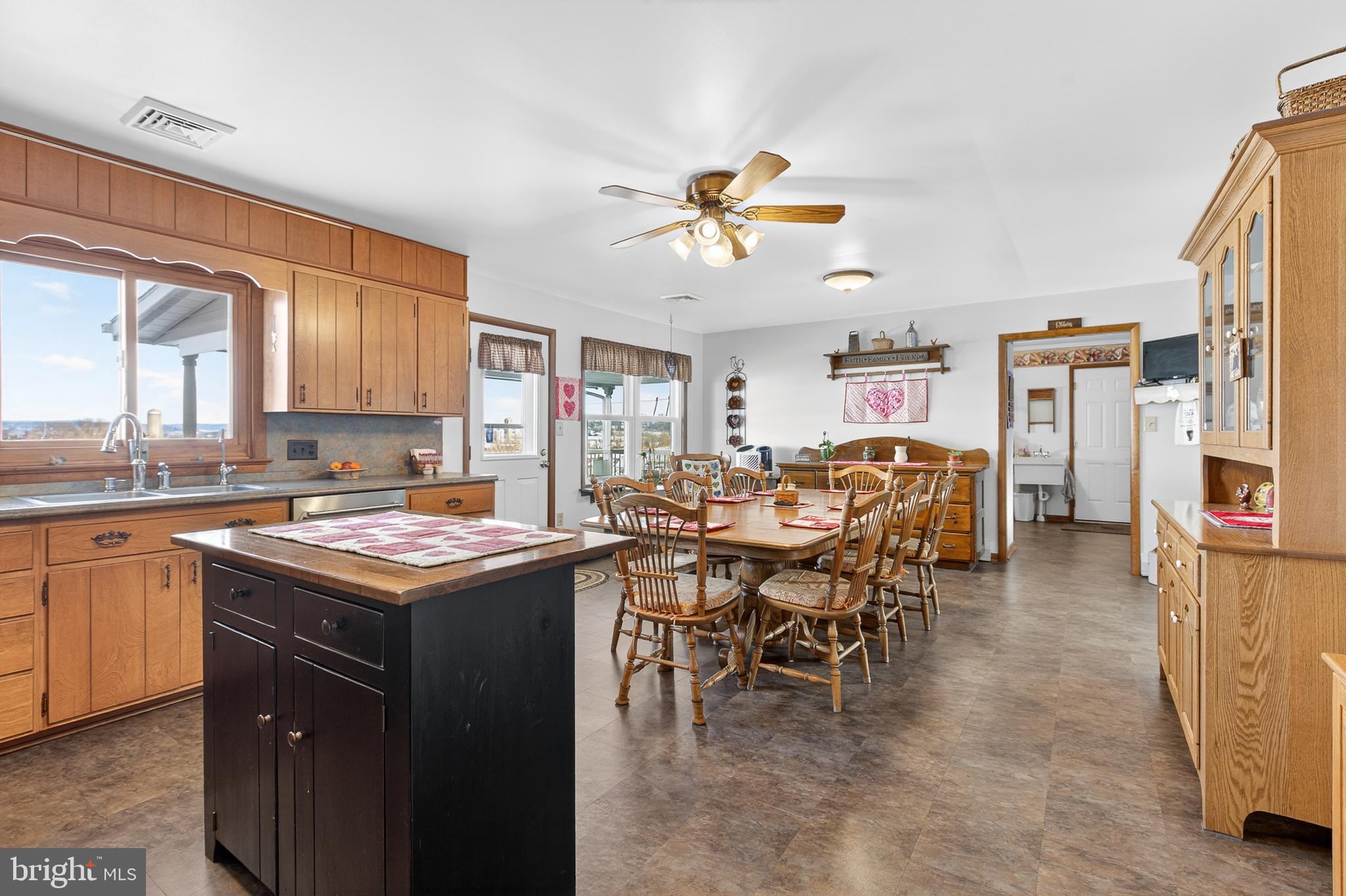 EPHRATA - Residential