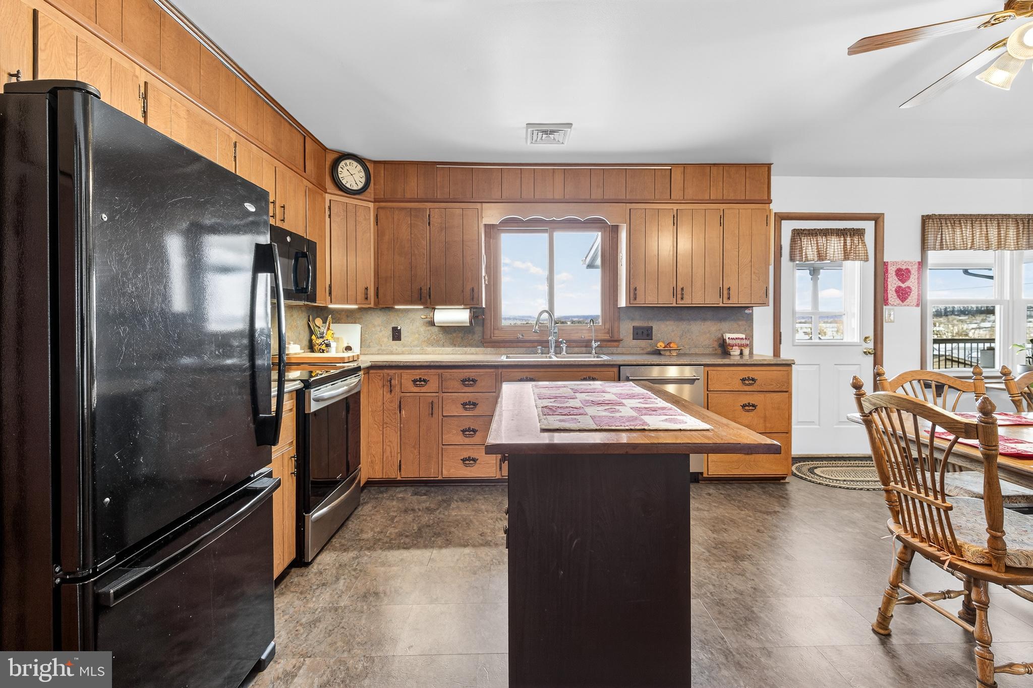 EPHRATA - Residential