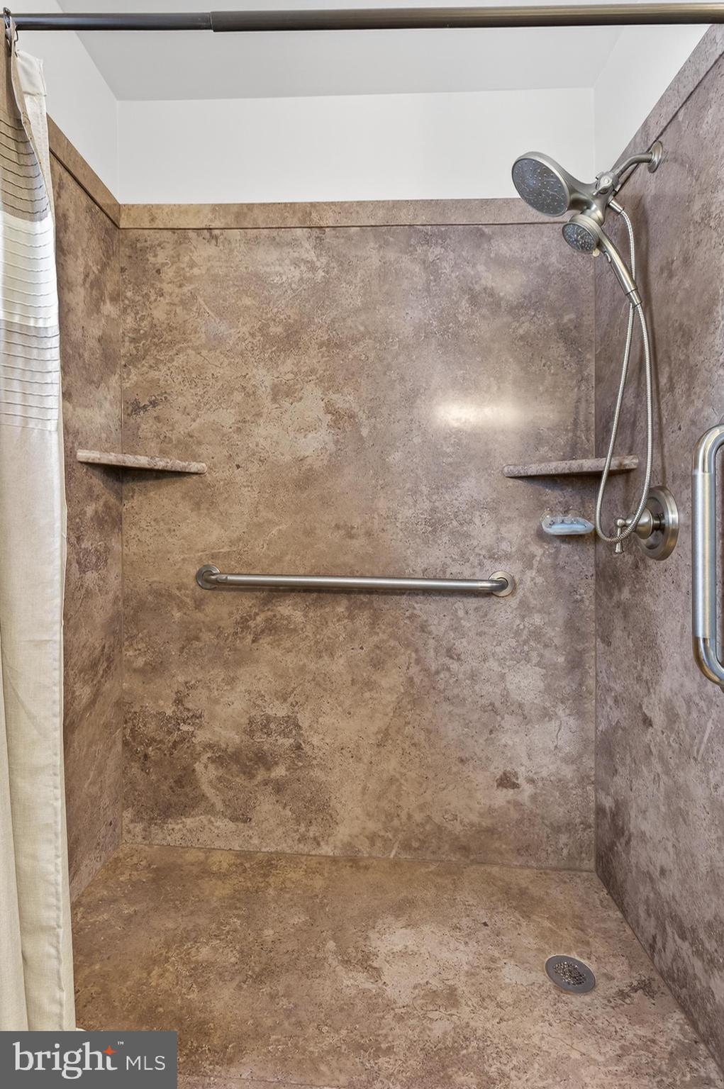 EPHRATA - Residential