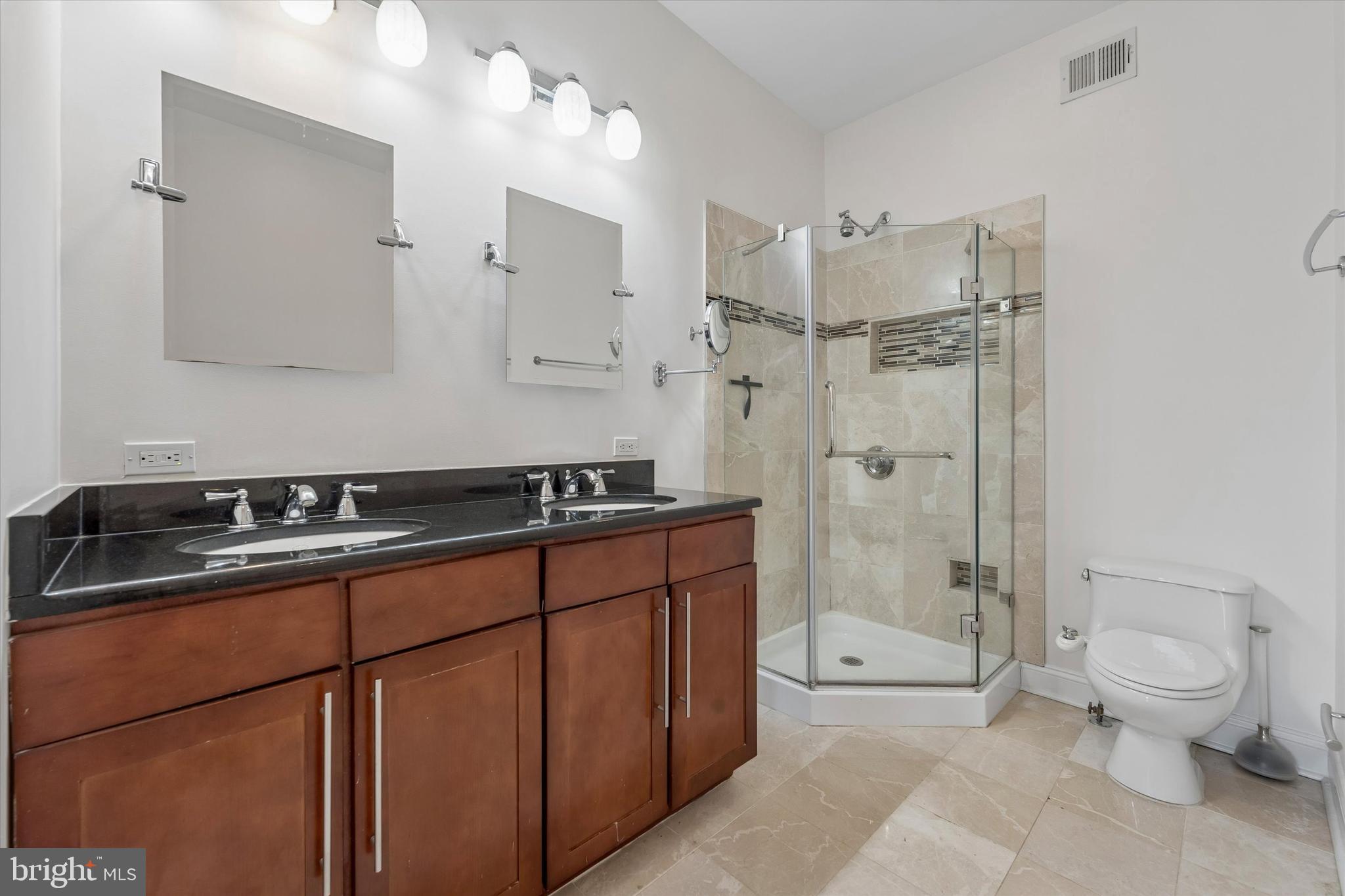 CALLOWHILL - Residential