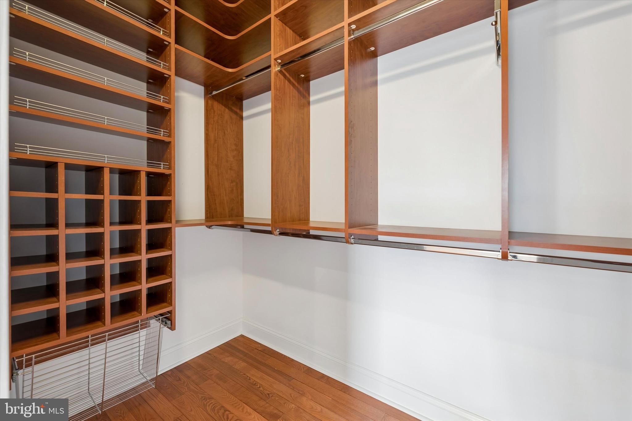 CALLOWHILL - Residential