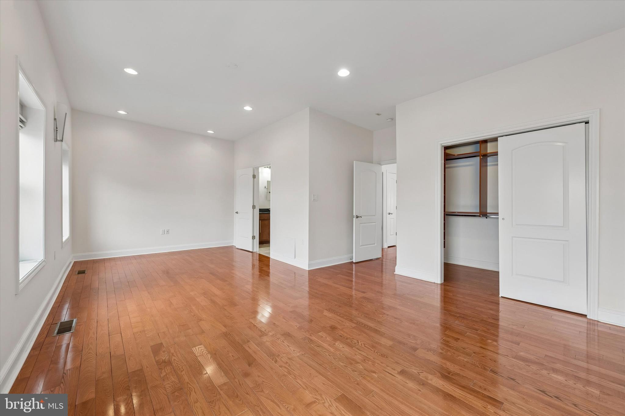 CALLOWHILL - Residential