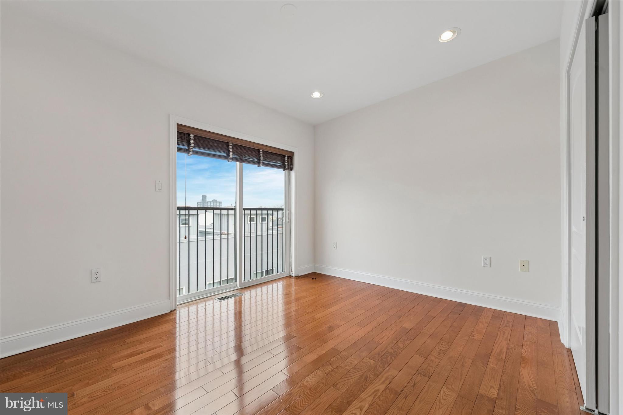 CALLOWHILL - Residential