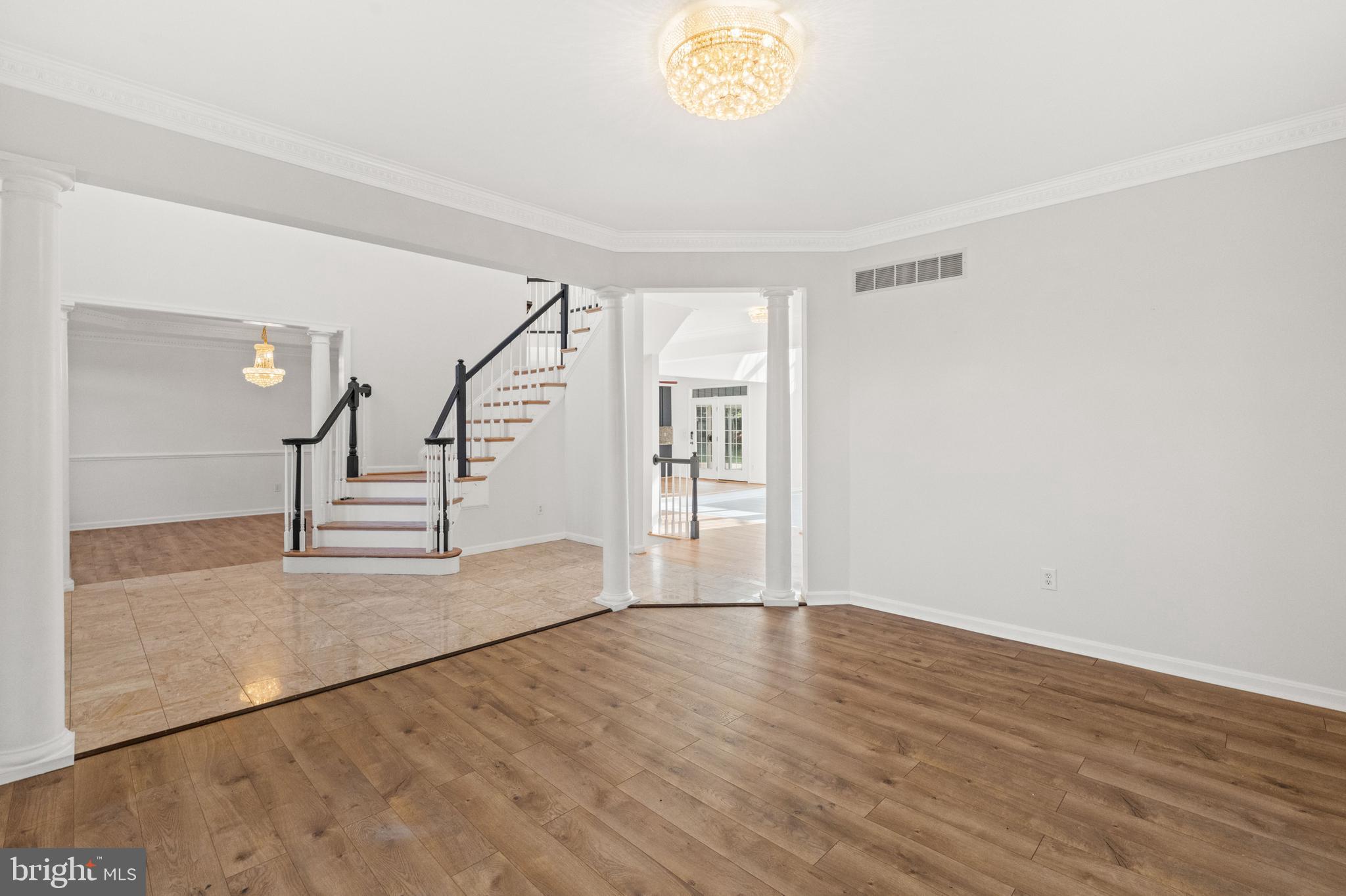 11123 WILLOW GREEN WAY