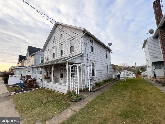 NORTHAMPTON - Residential