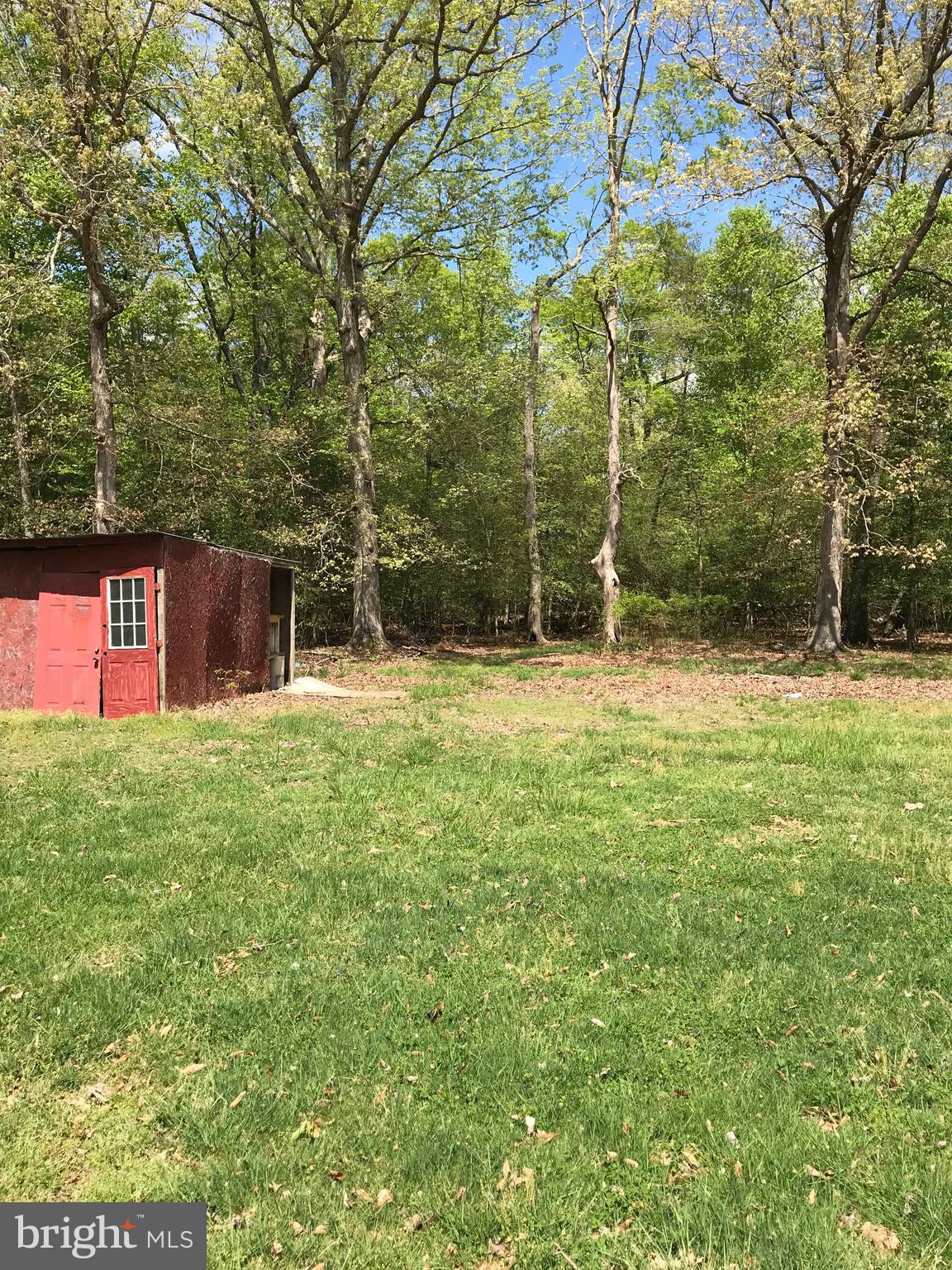 LIVINGSTON GROVE - Residential