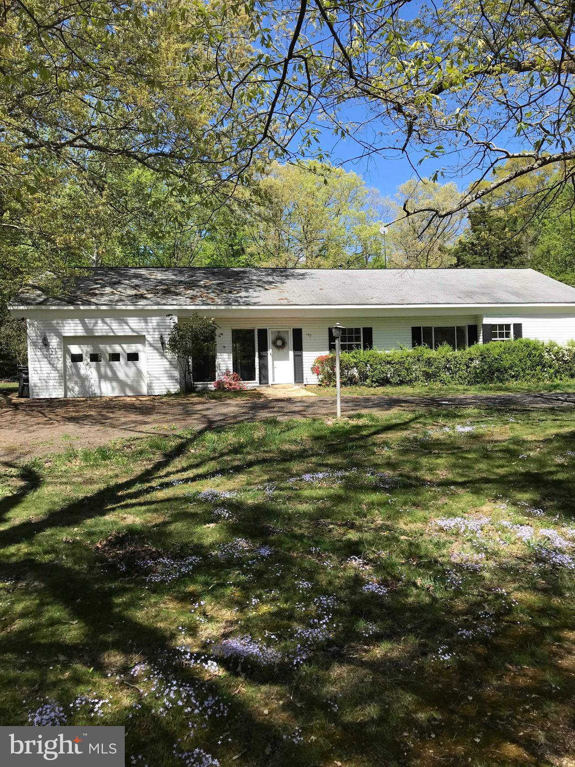 LIVINGSTON GROVE - Residential