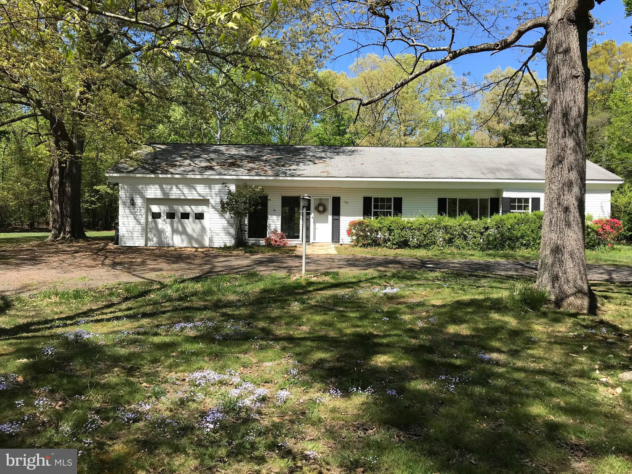 LIVINGSTON GROVE - Residential