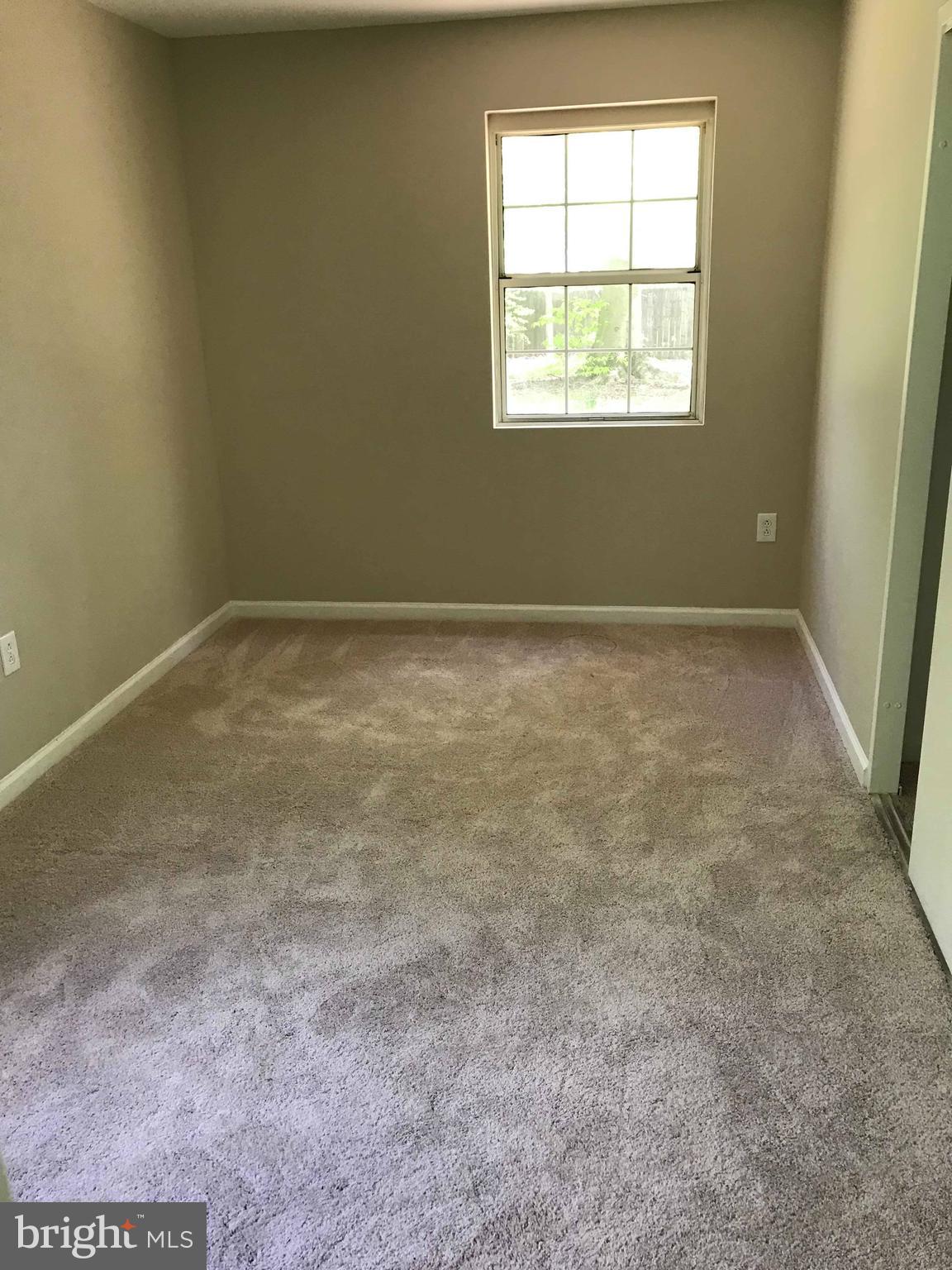 LIVINGSTON GROVE - Residential