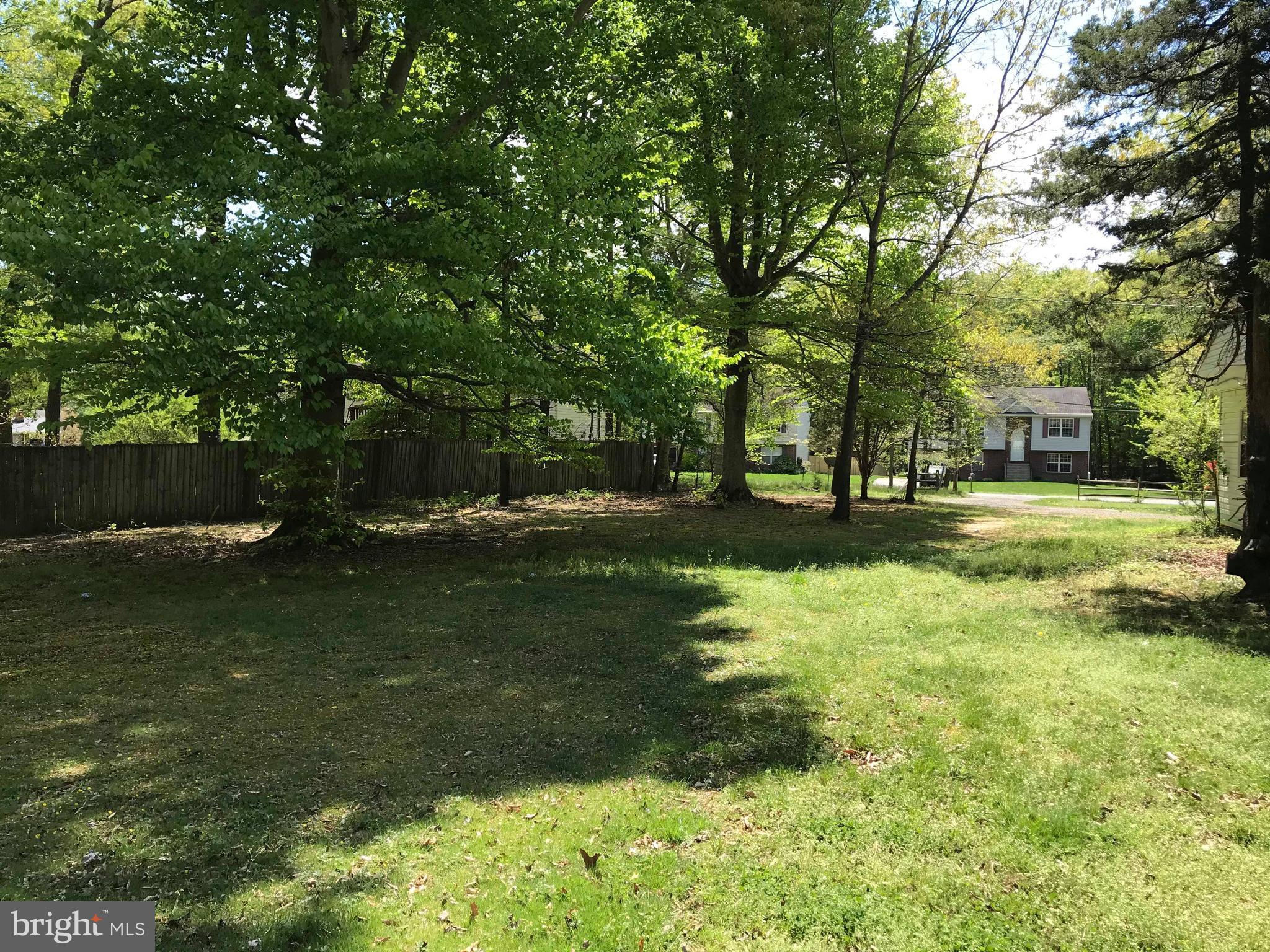 LIVINGSTON GROVE - Residential