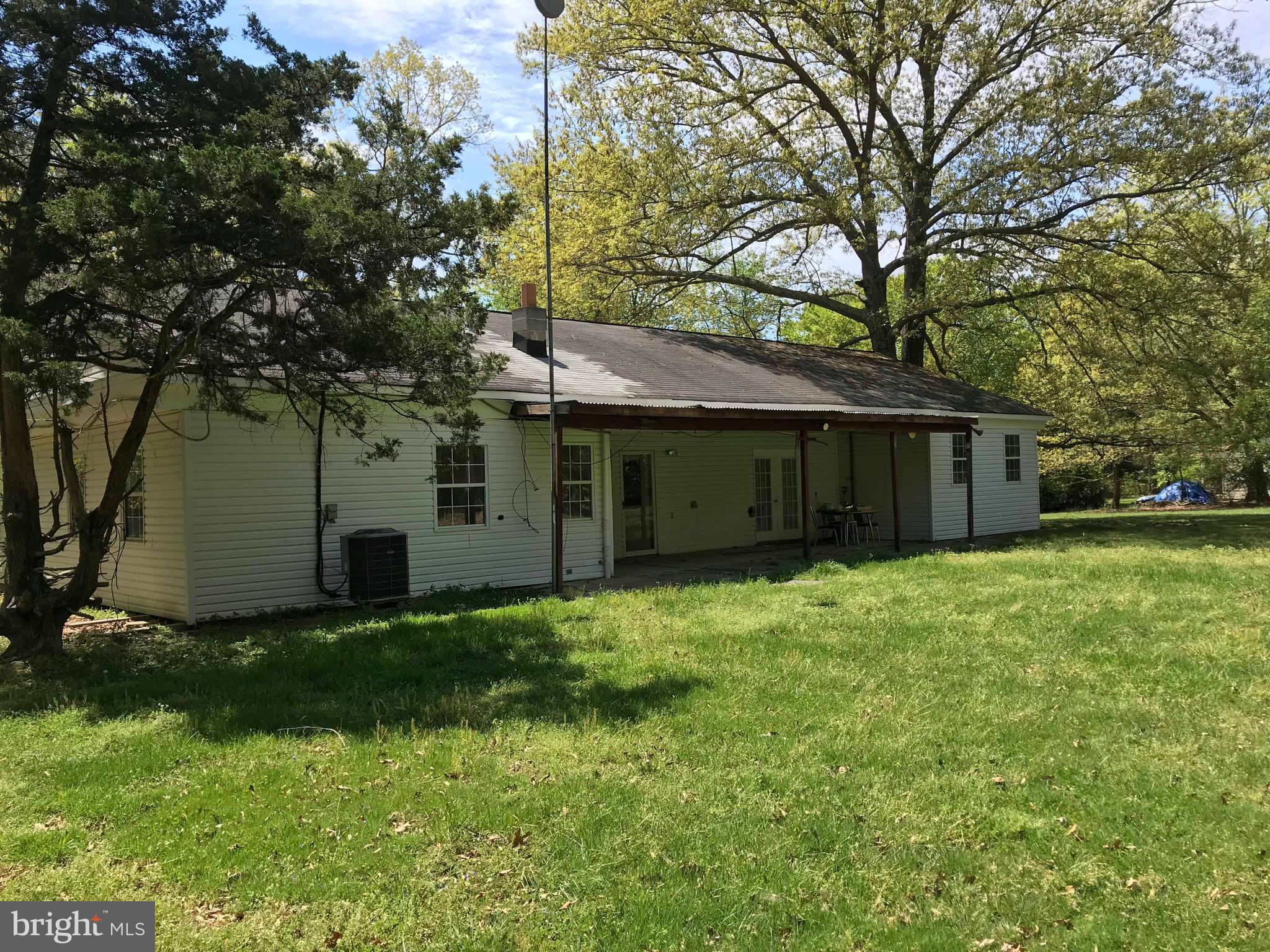 LIVINGSTON GROVE - Residential