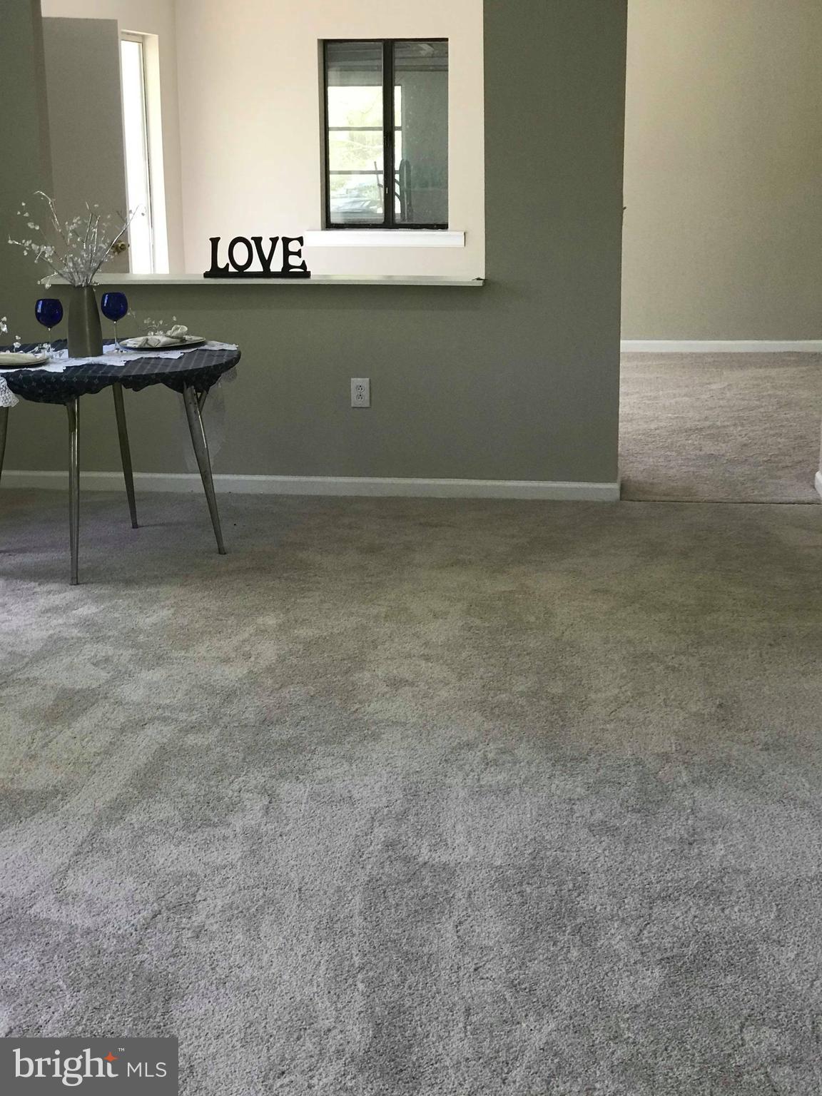 LIVINGSTON GROVE - Residential