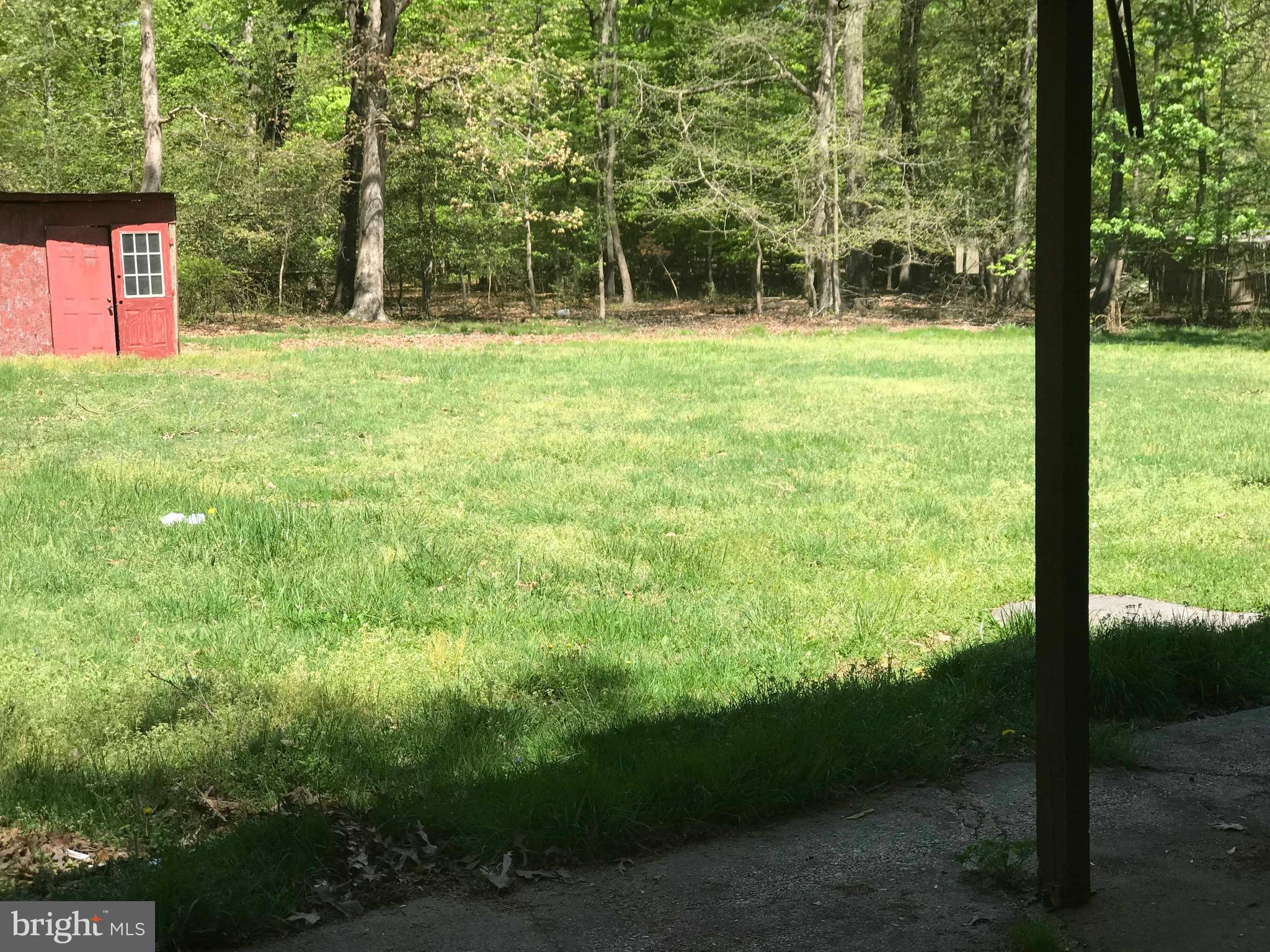 LIVINGSTON GROVE - Residential