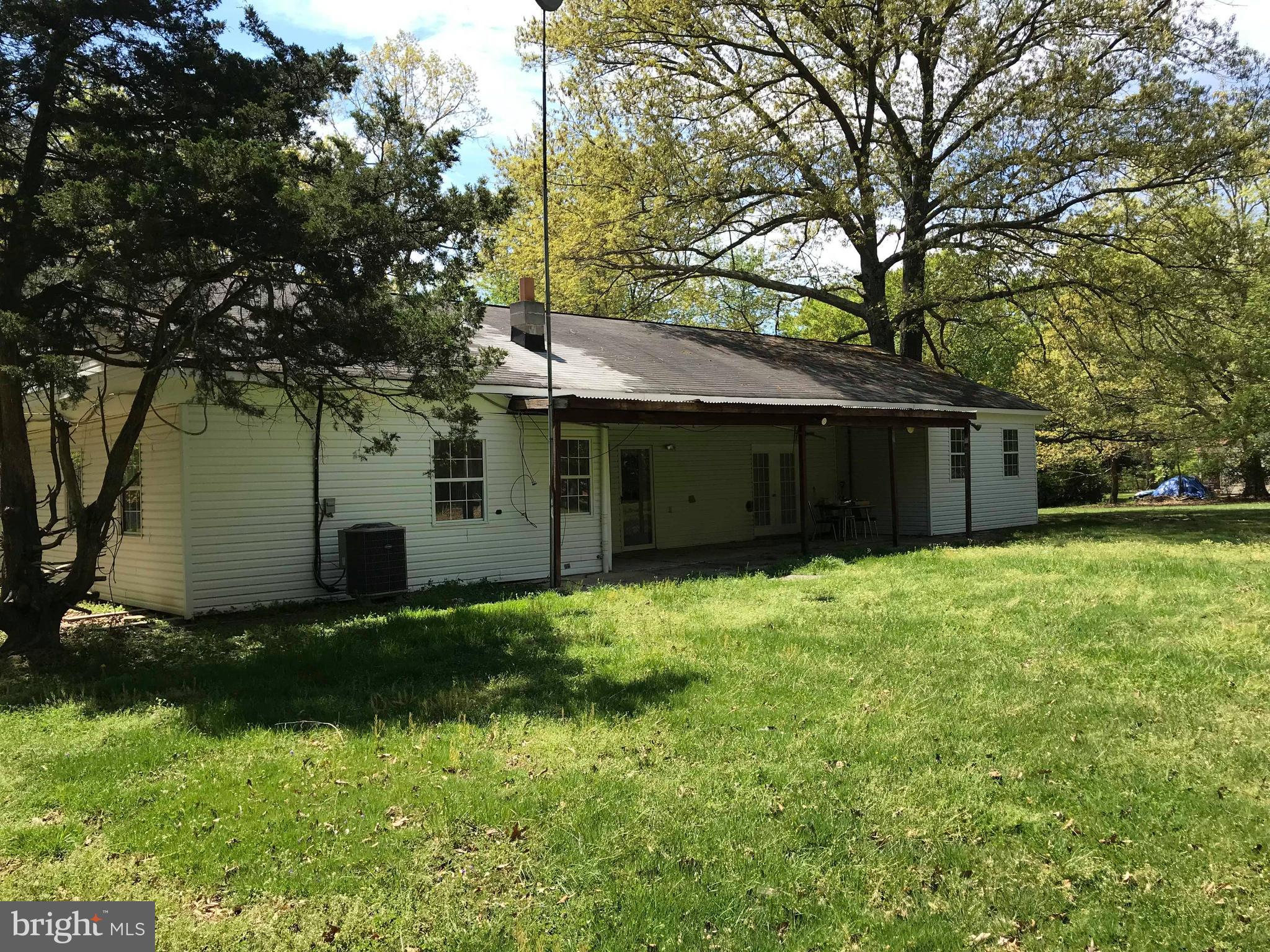 LIVINGSTON GROVE - Residential