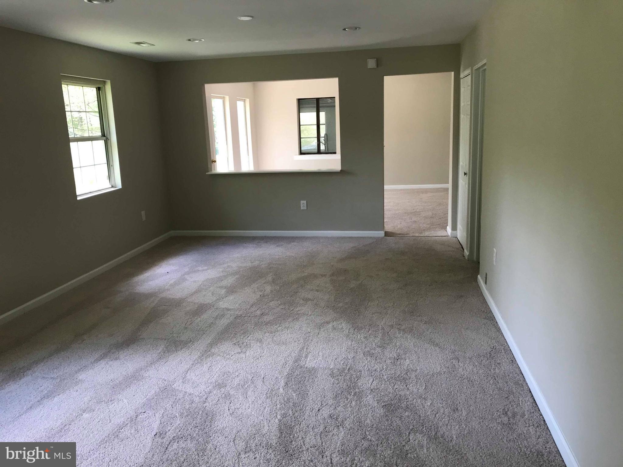 LIVINGSTON GROVE - Residential