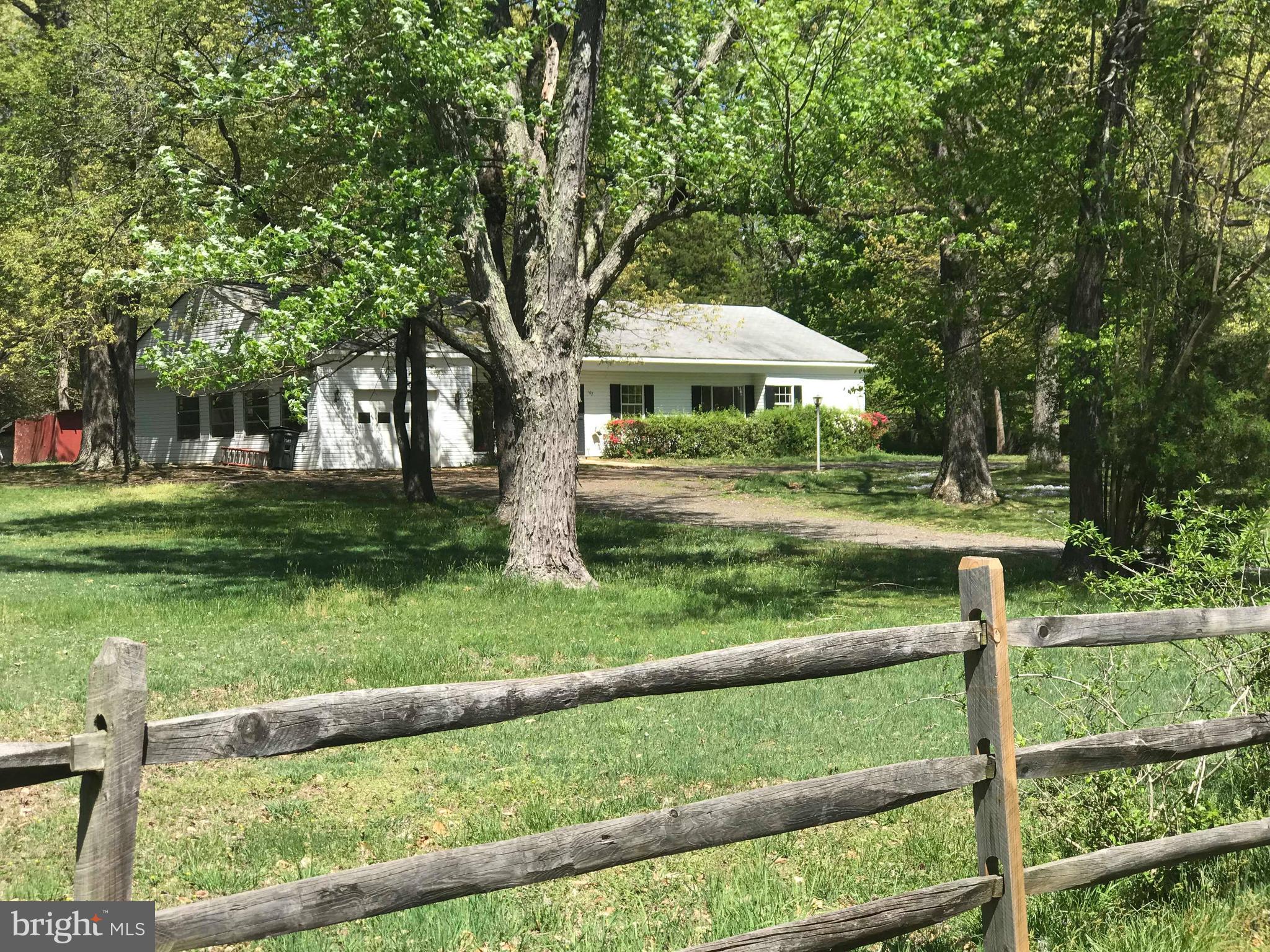 LIVINGSTON GROVE - Residential