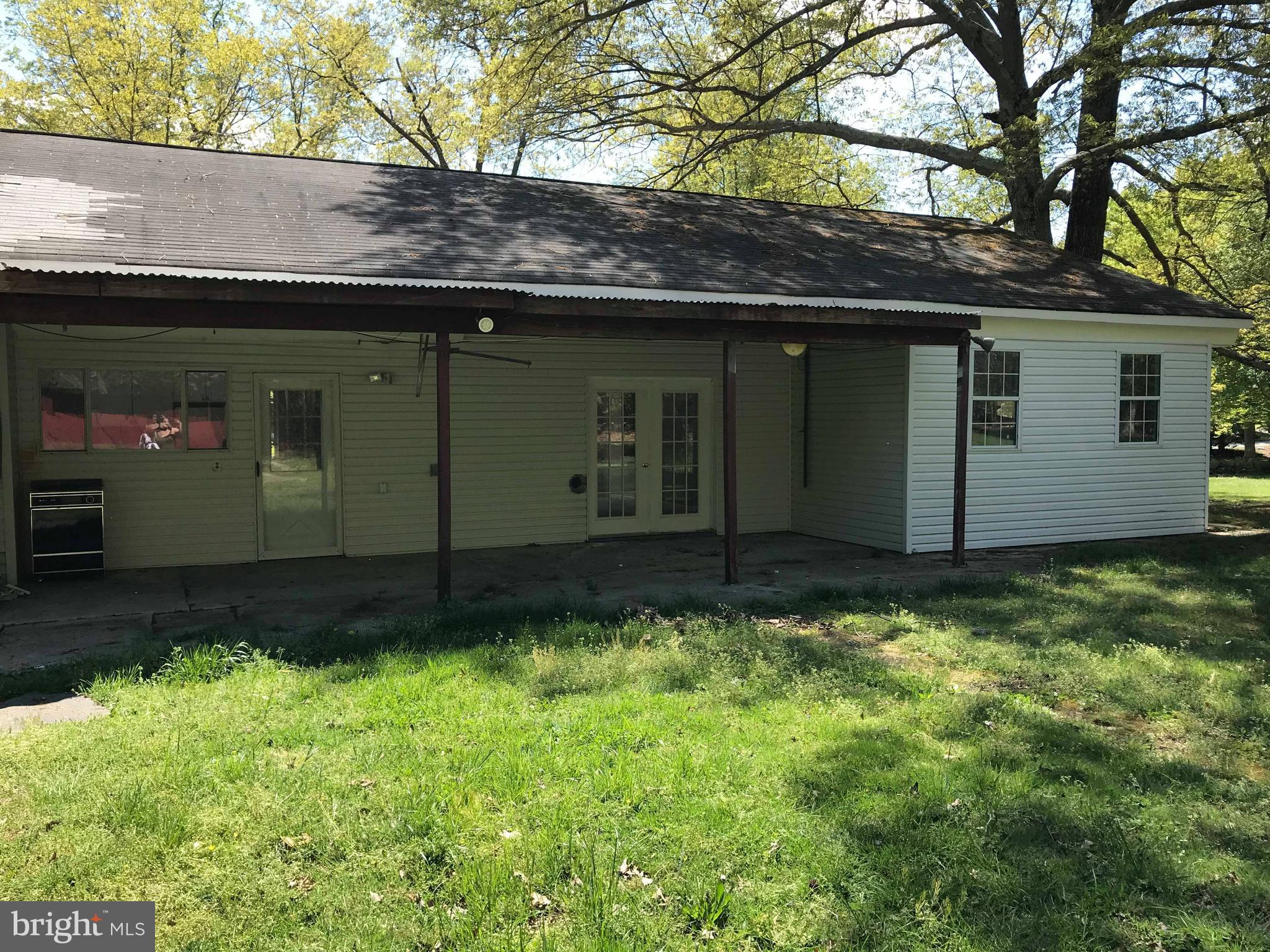 LIVINGSTON GROVE - Residential