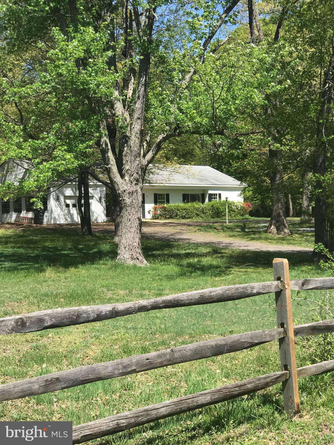 LIVINGSTON GROVE - Residential