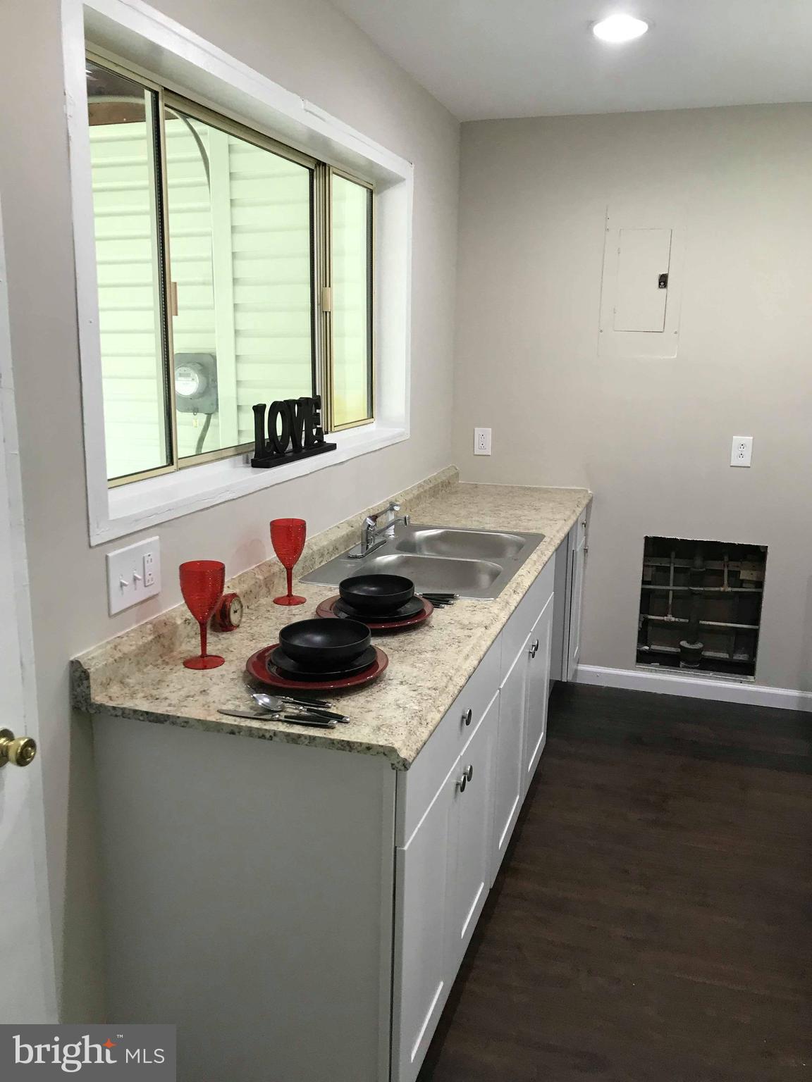 LIVINGSTON GROVE - Residential