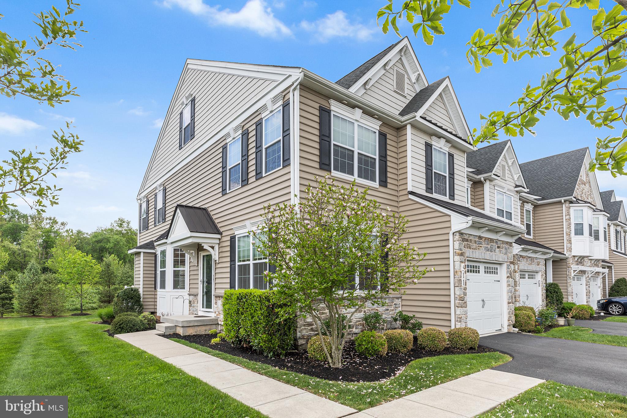 311 W BOULDER DRIVE