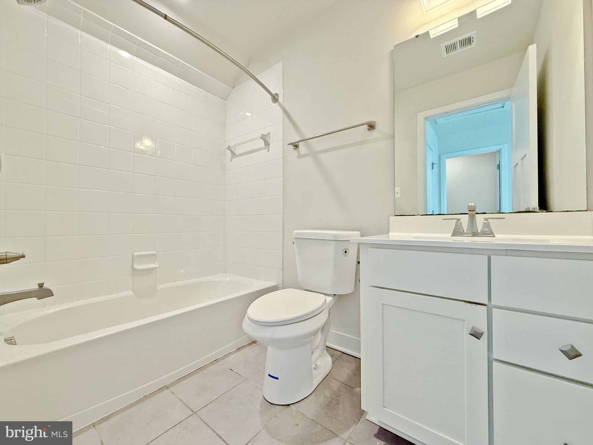 GREENBELT - Residential Lease