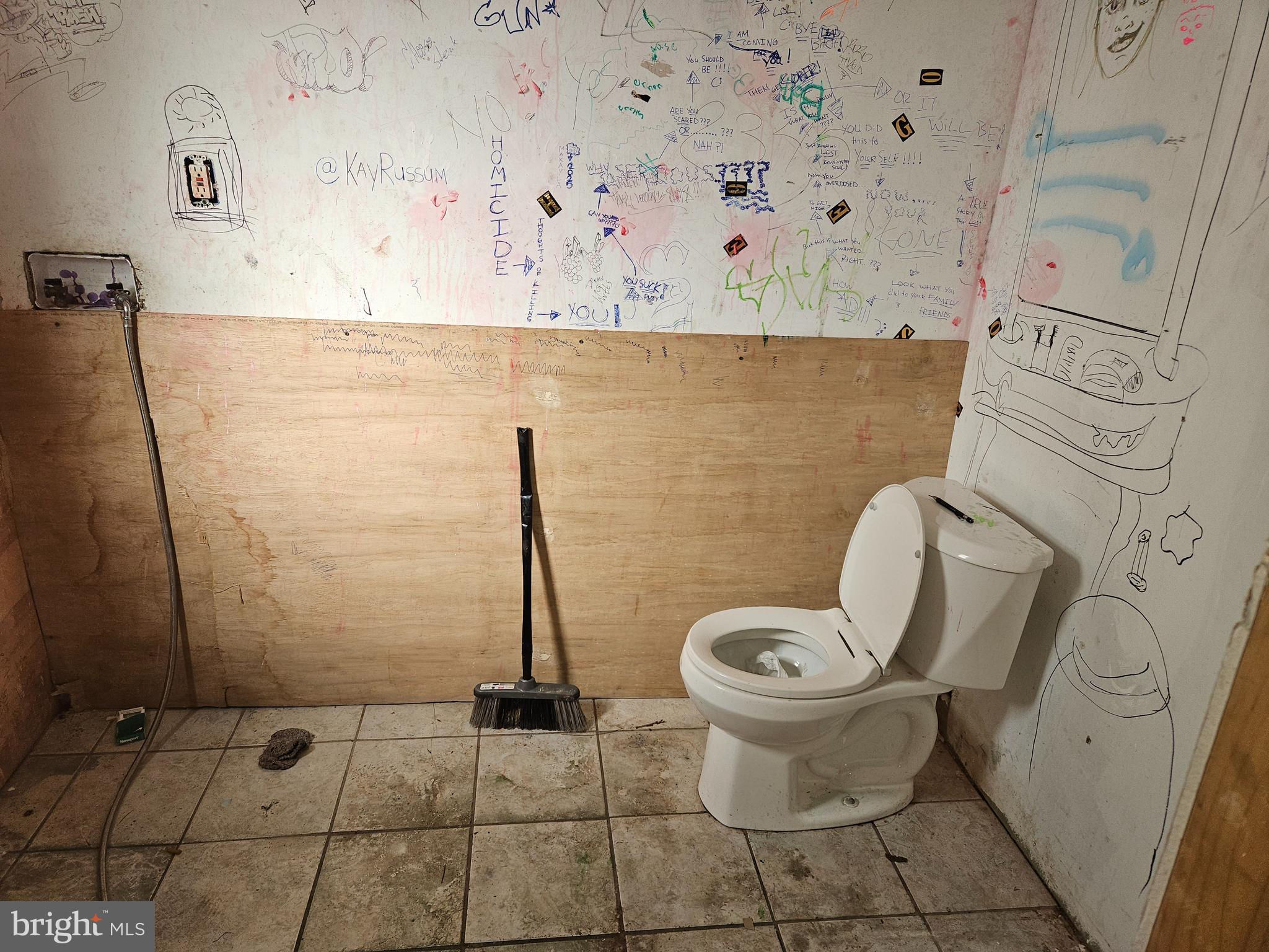 PORT RICHMOND - Residential